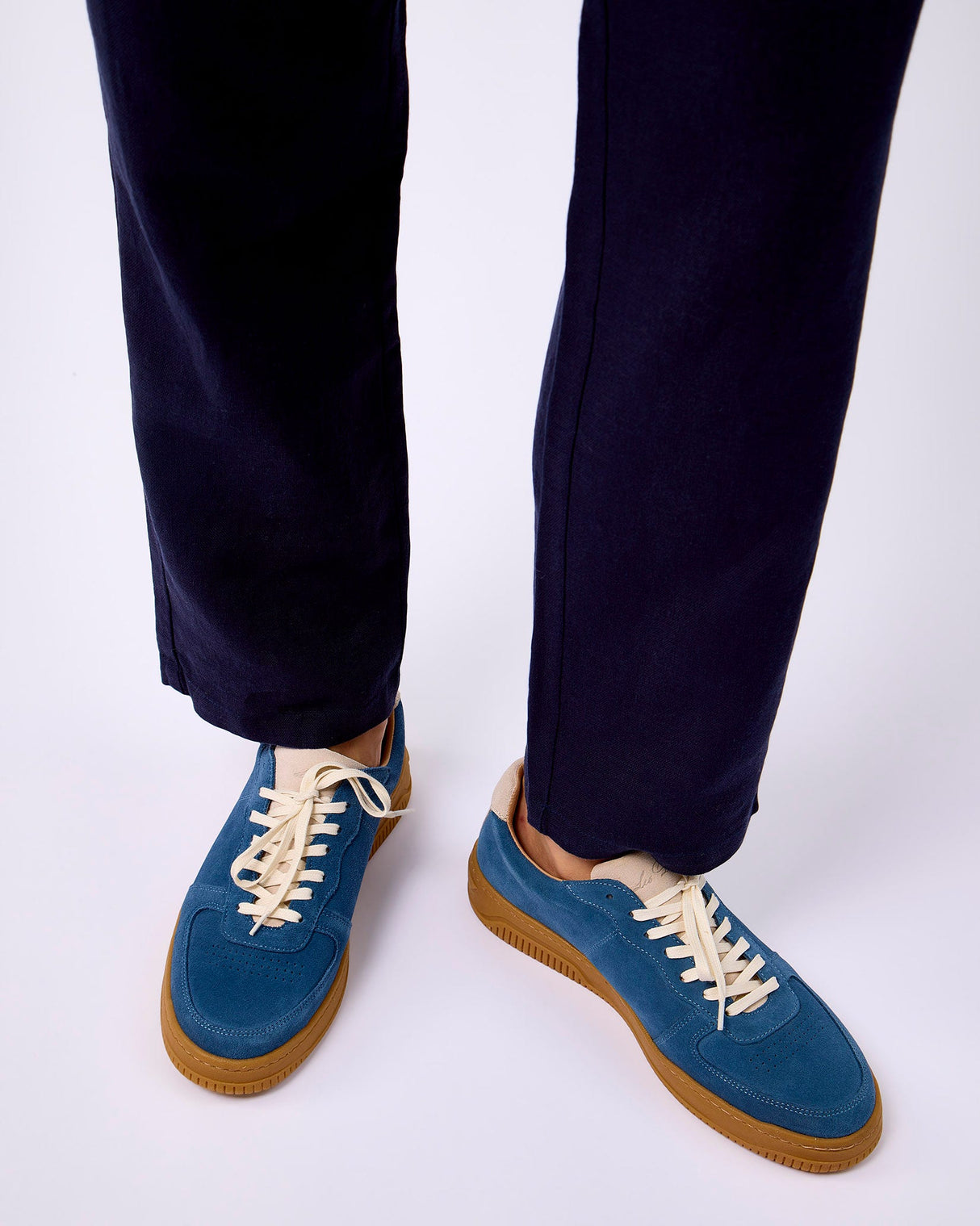 Dark-Denim-Wynn-Trainers