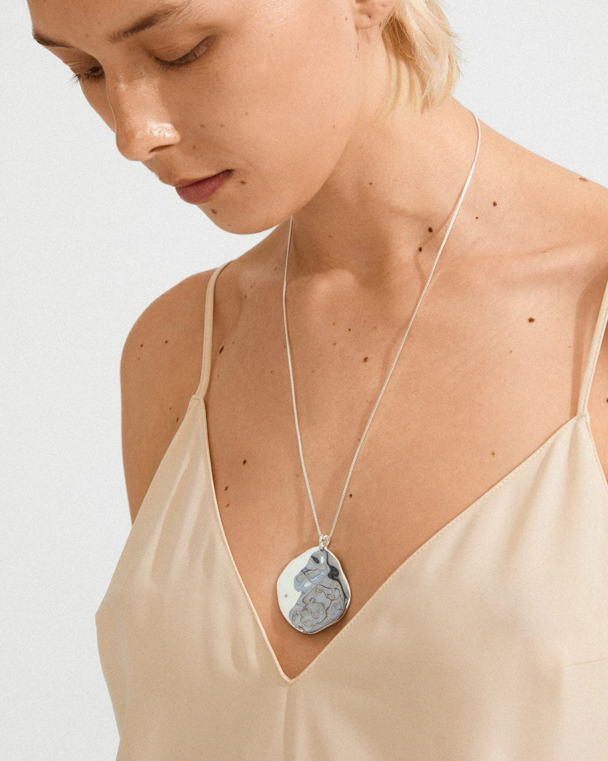 Silver Sparkle Pendant Necklace
