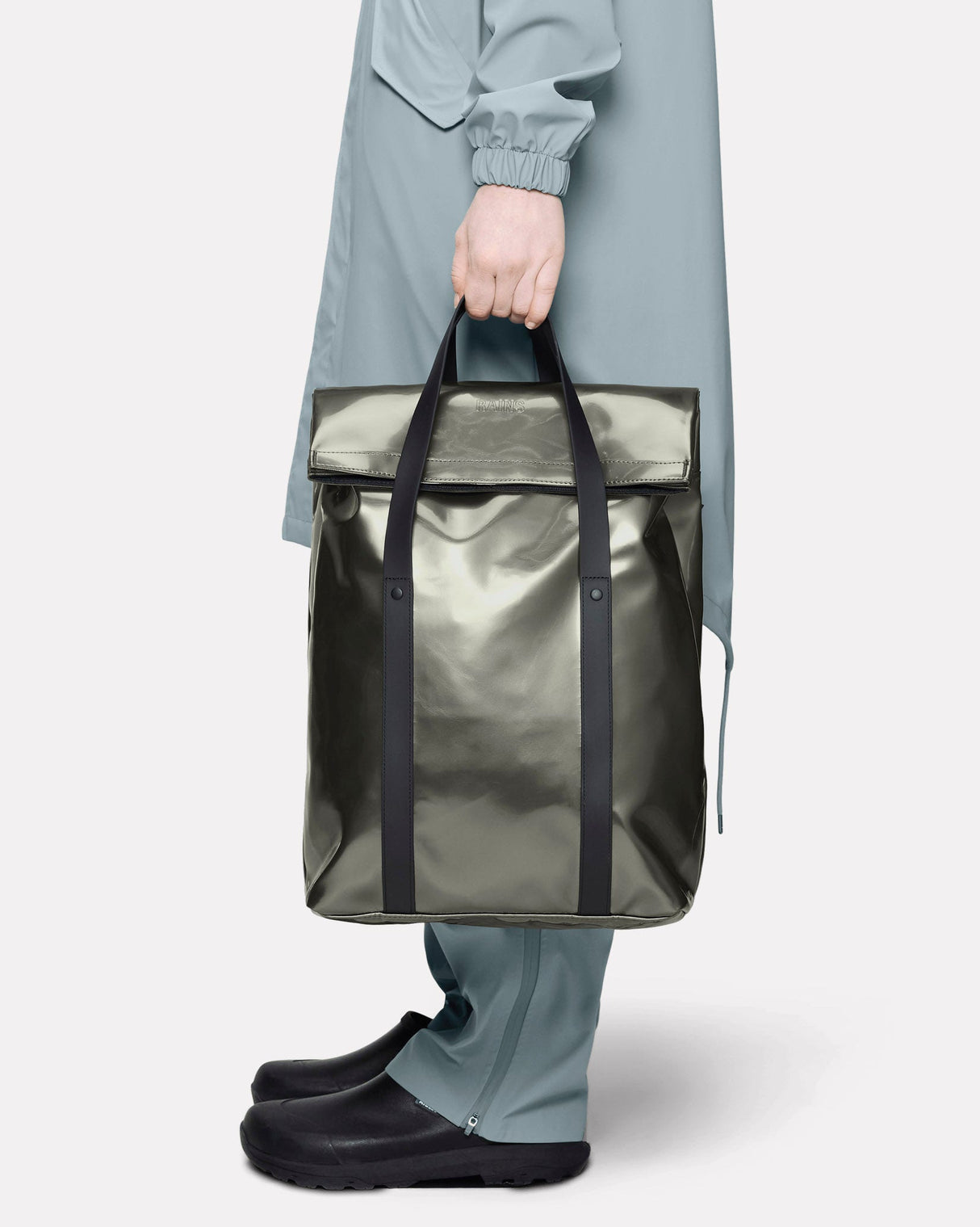 Raven-Two-Way-Tote-Bagpack