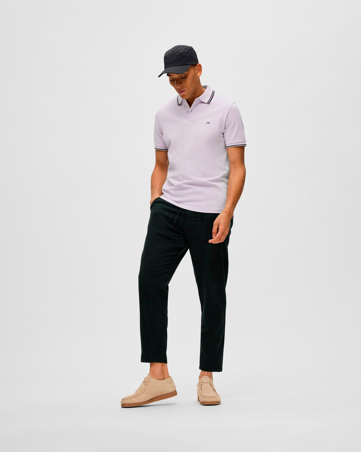 Black-Brody-Slim-Fit-Tapered-Linen-Pants