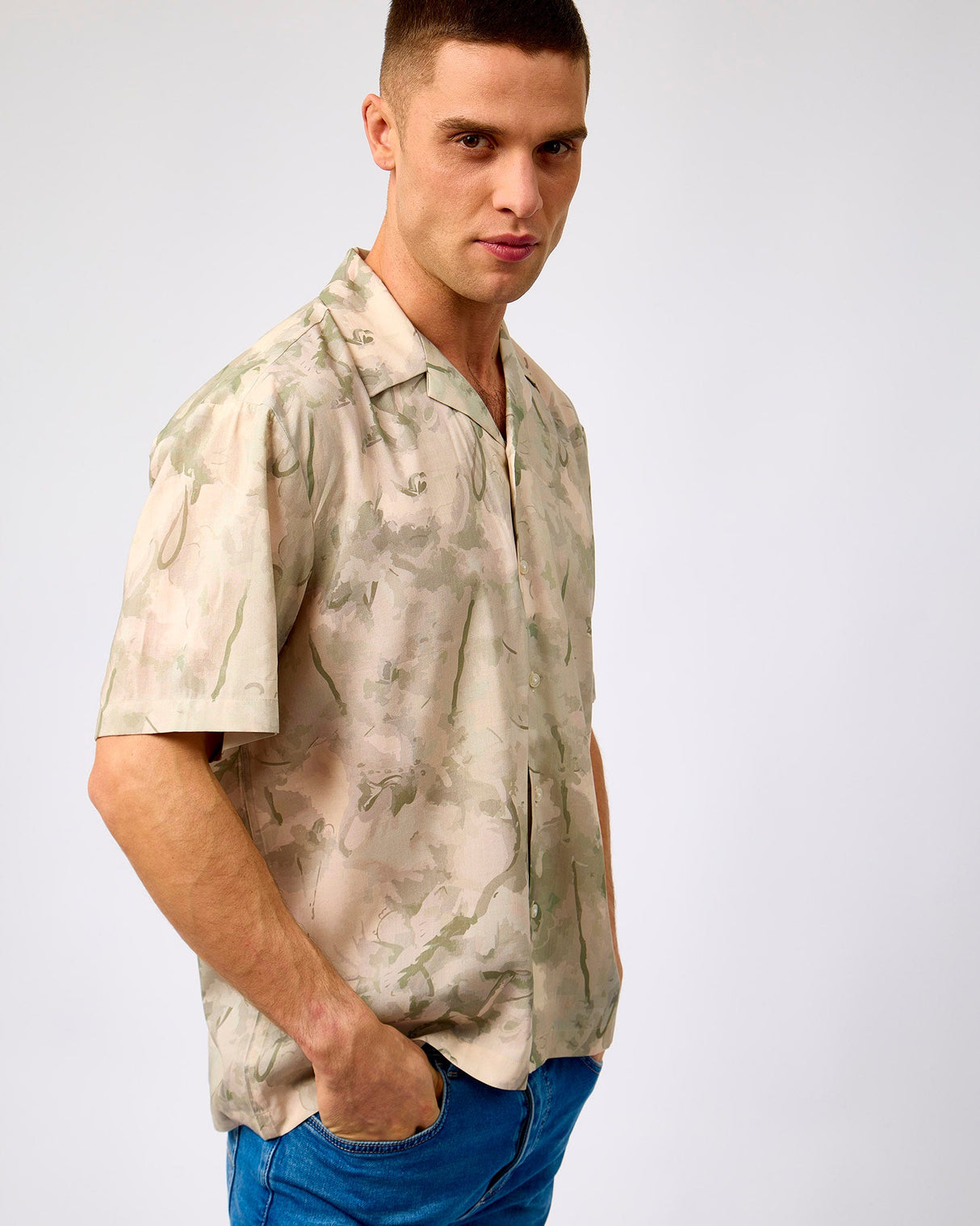 Deep-Lichen-Green-Floral-Air-Shirt
