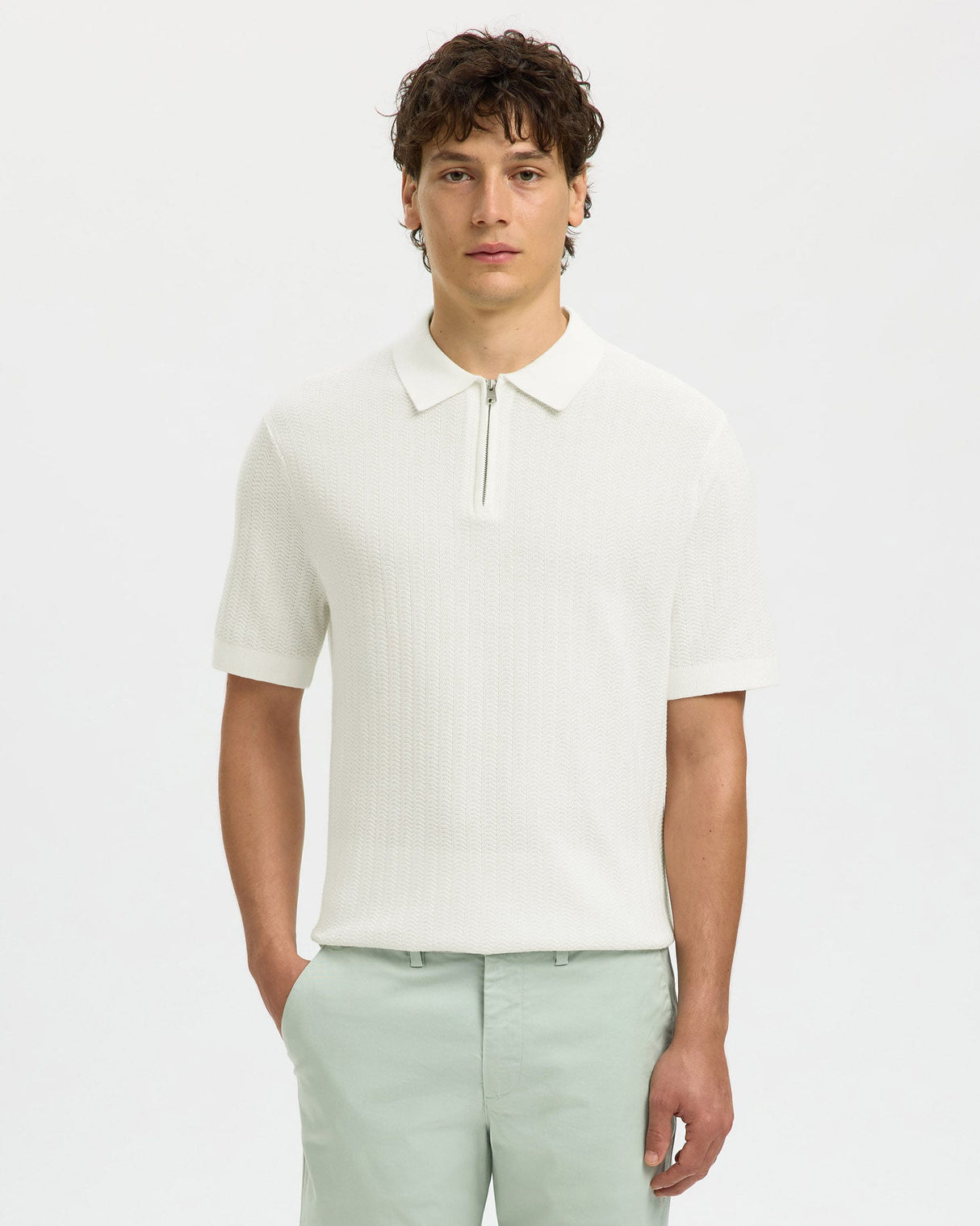 Egret-Cran-Knit-Structure-Zip-Polo-T-Shirt