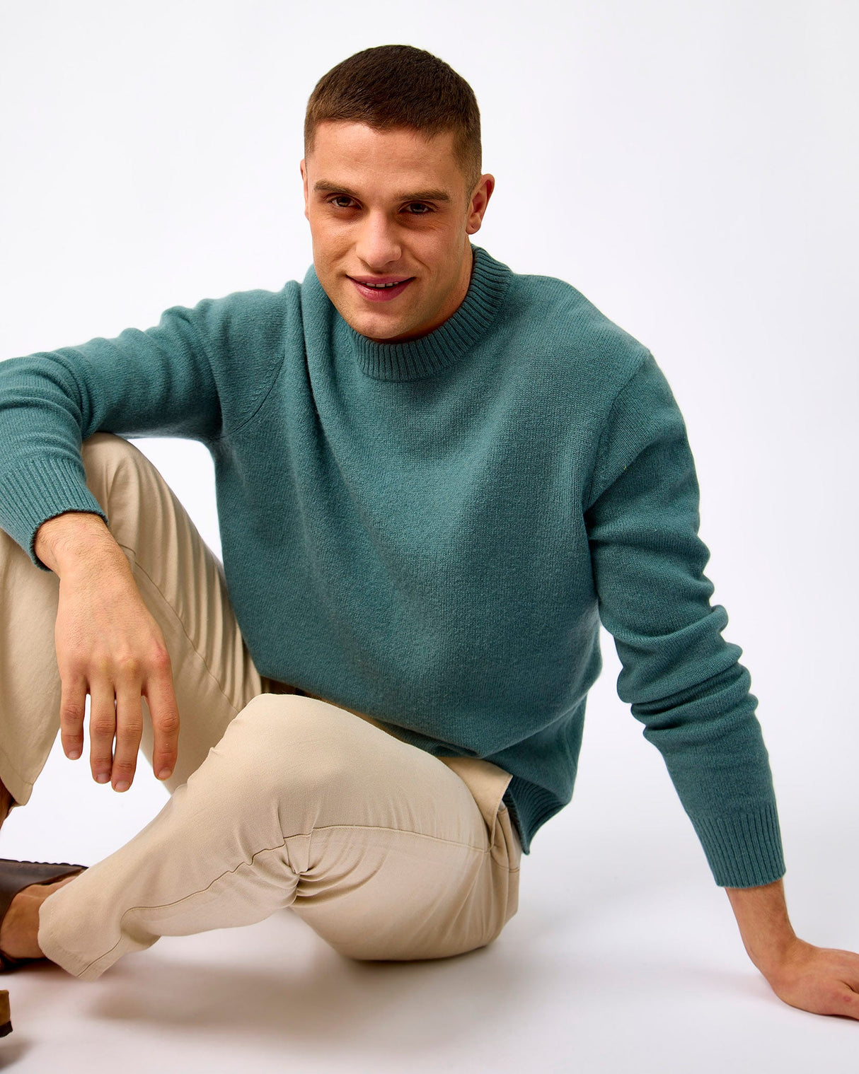 Balsam Green Reuben Relaxed Knit Crew Neck Jumper
