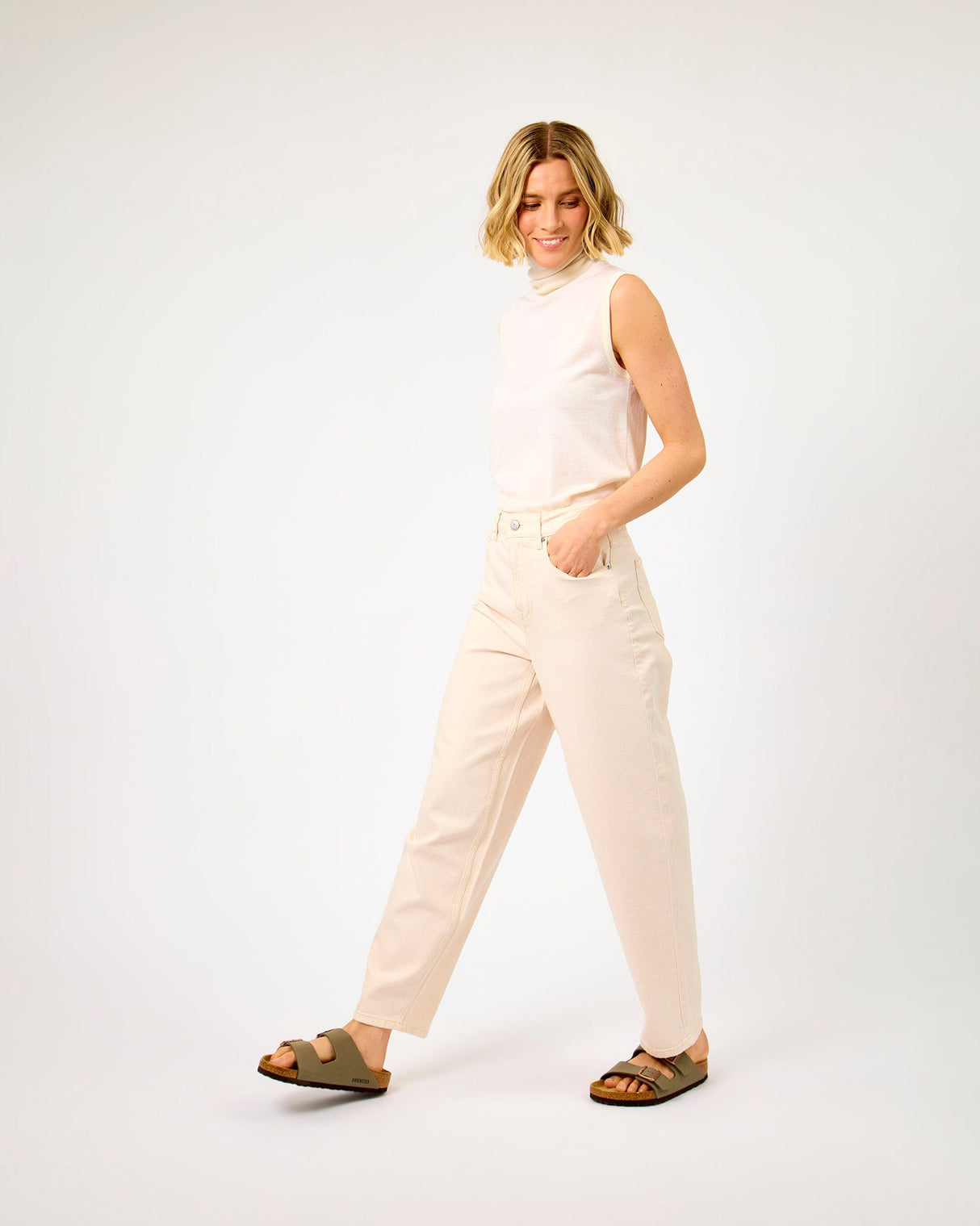 Egret Ebba Barrel Jeans