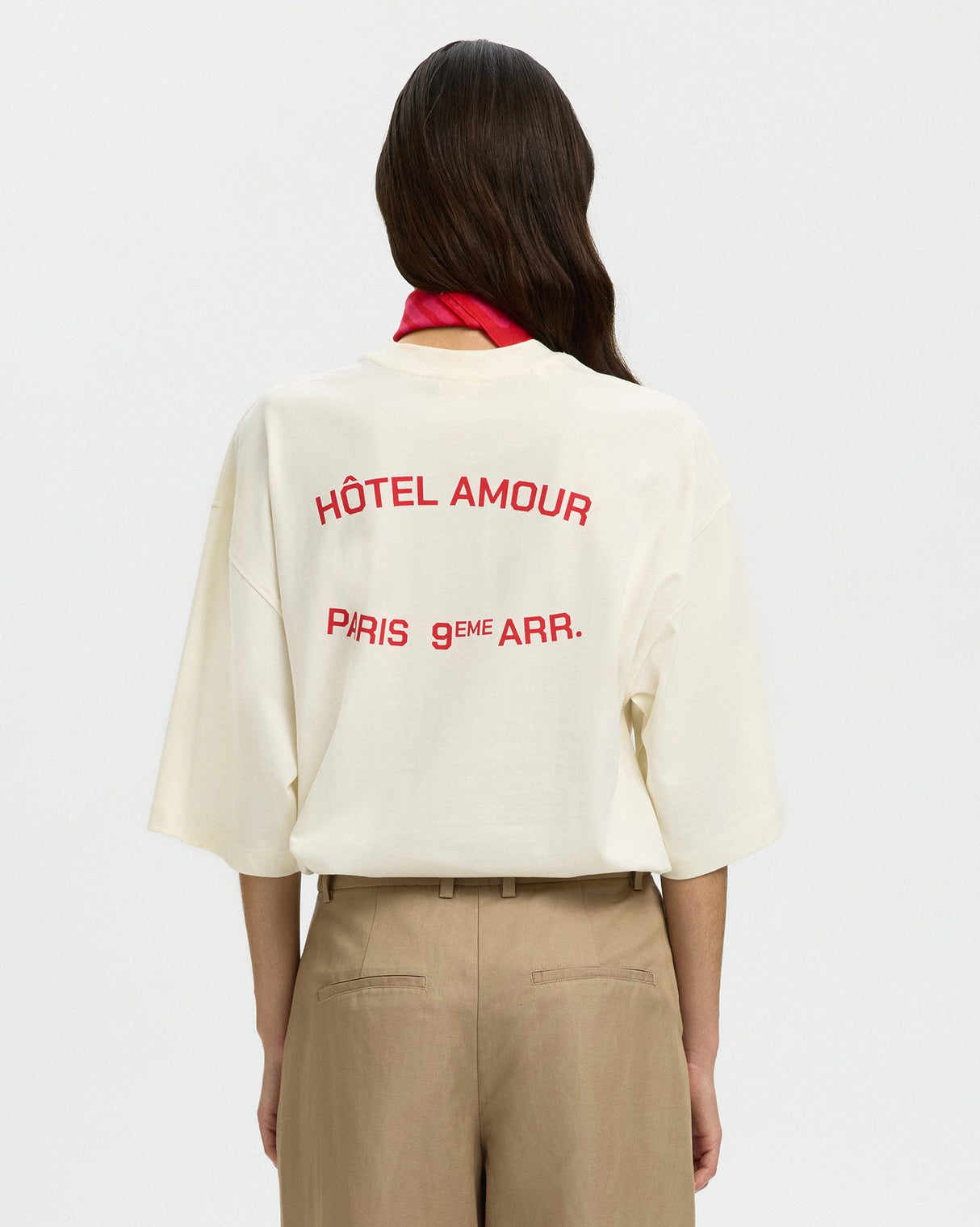 Egret-Hotel-Amour-Lia-T-Shirt