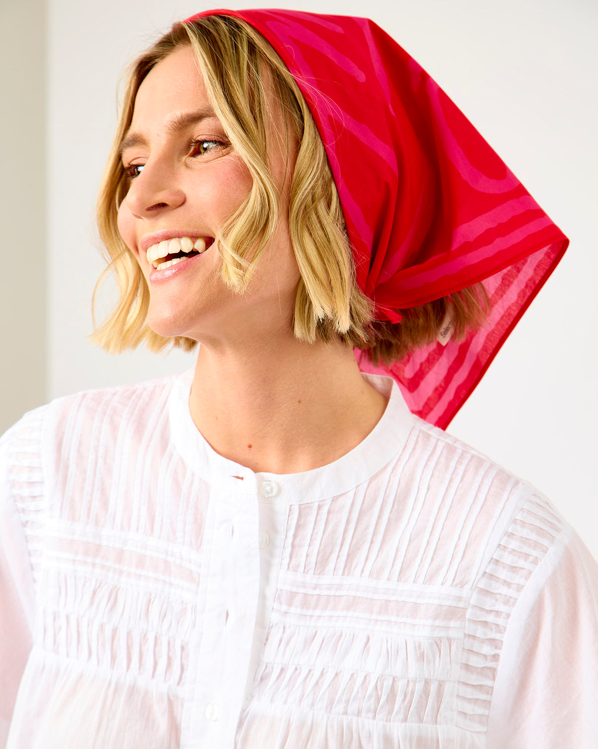 Poinsettia Nicolina Amour Bandana