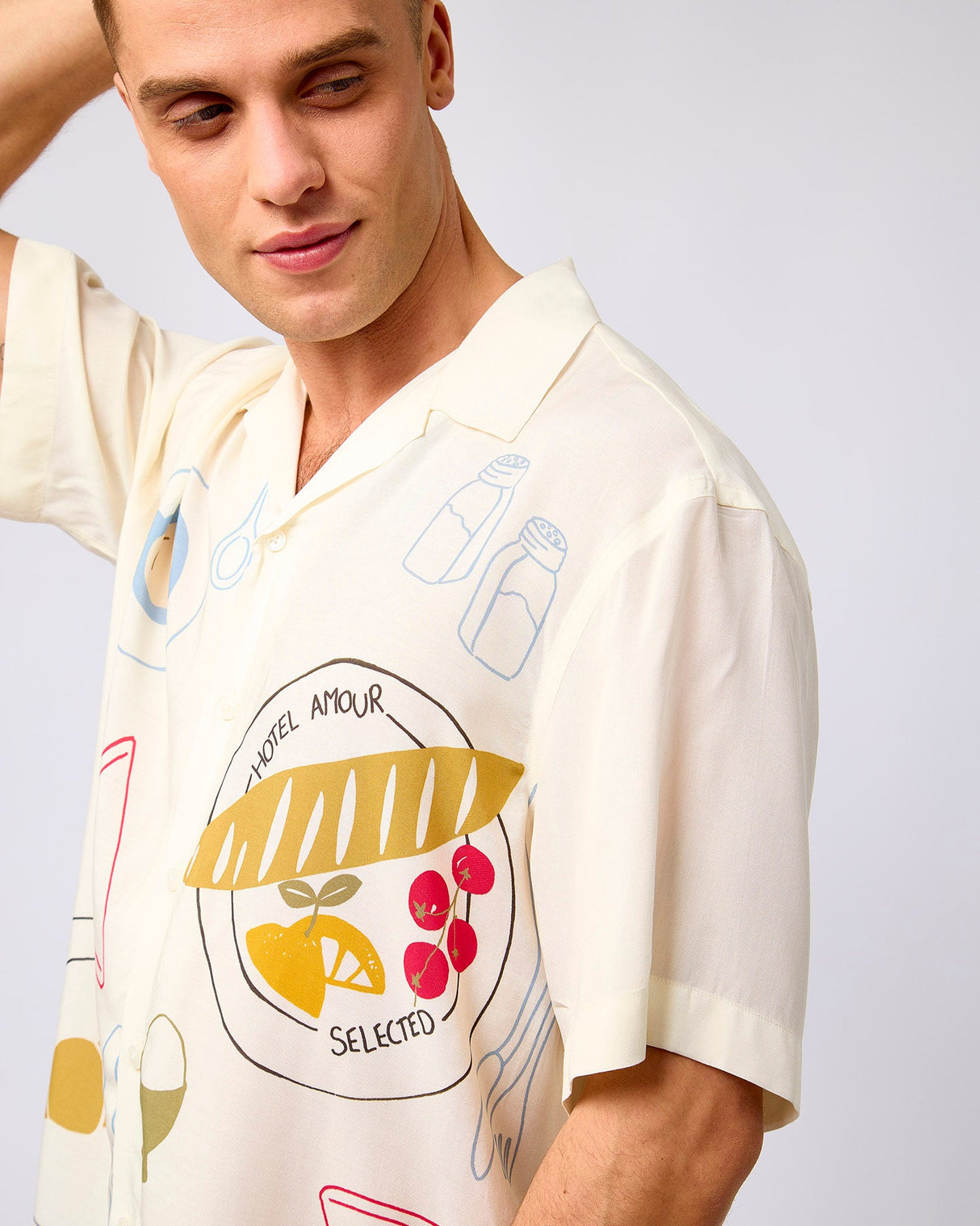 Egret Hotel Amour Print Short Sleeve Shirt