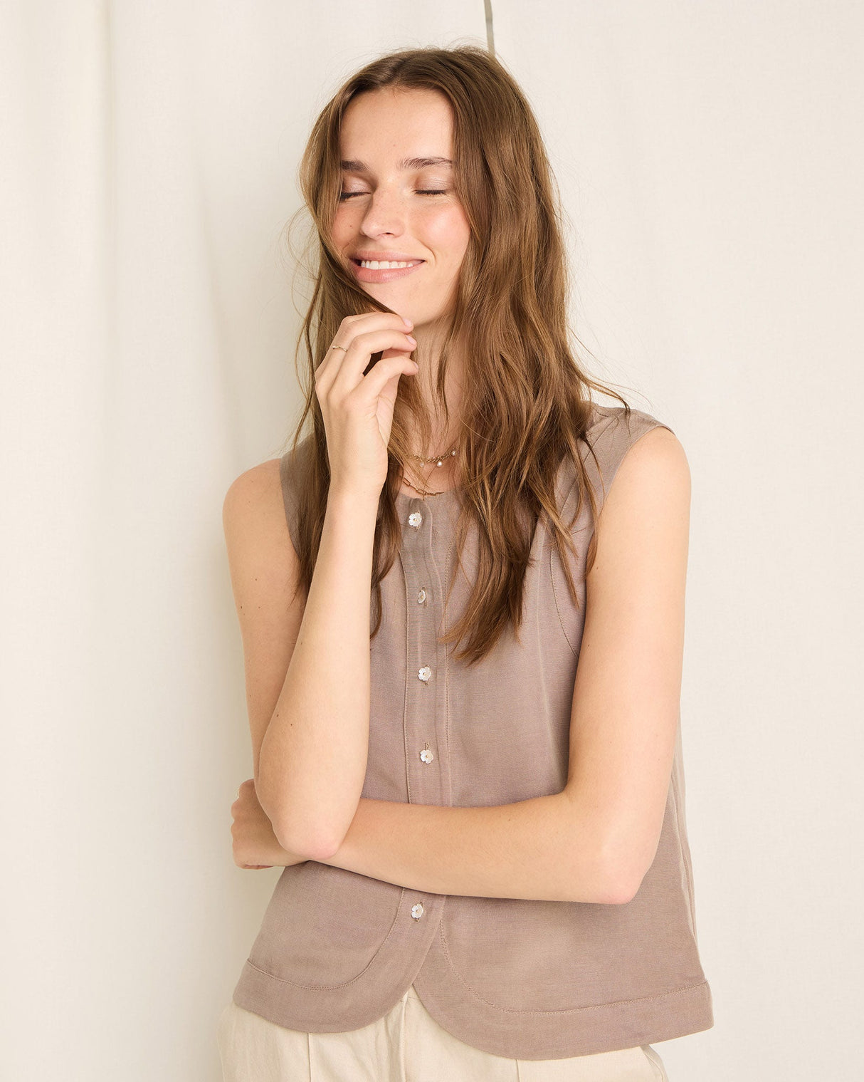 Caribou-Irtango-Cupro-Blend-Sleeveless-Top