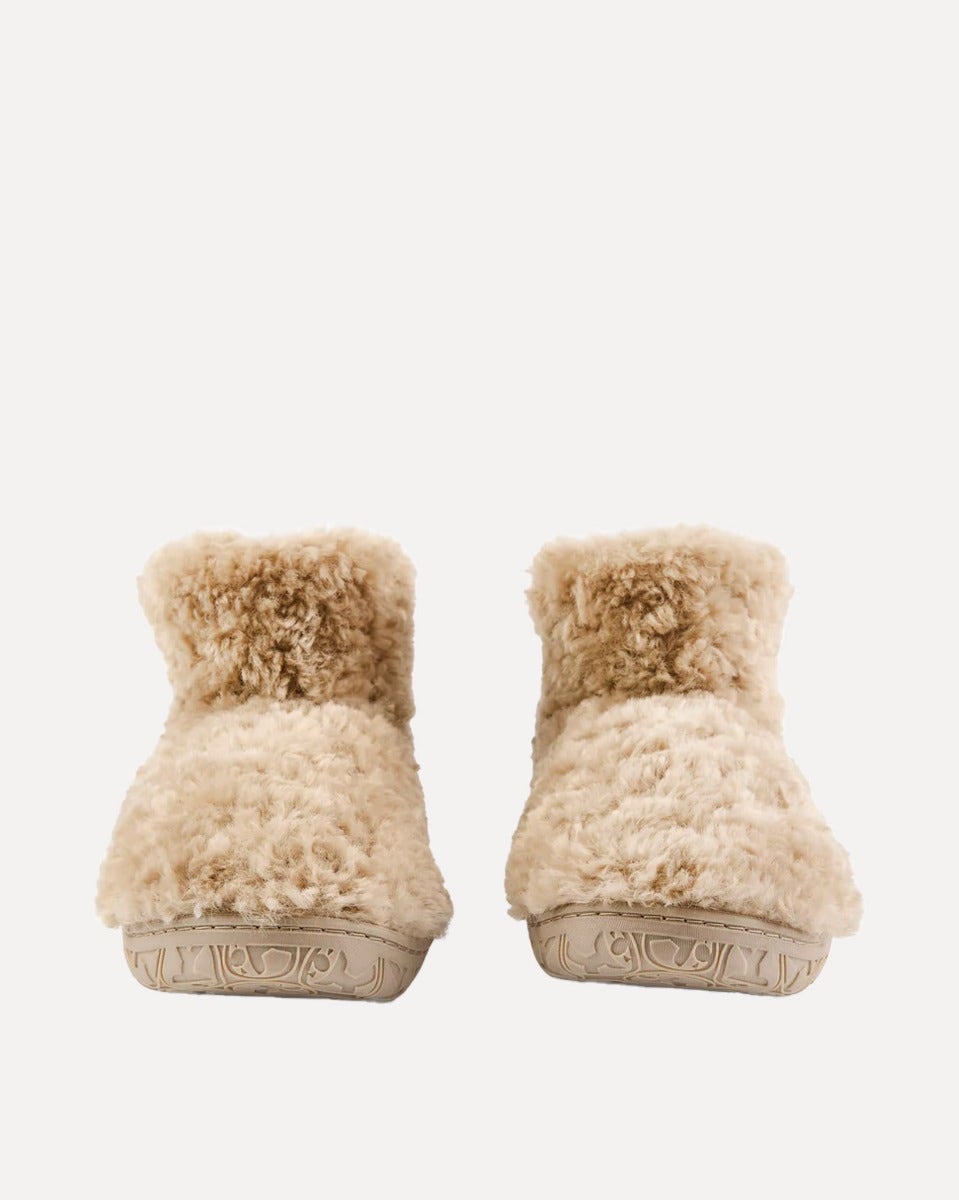 Biscuit Lauren Borg Fleece Short Boot Slippers