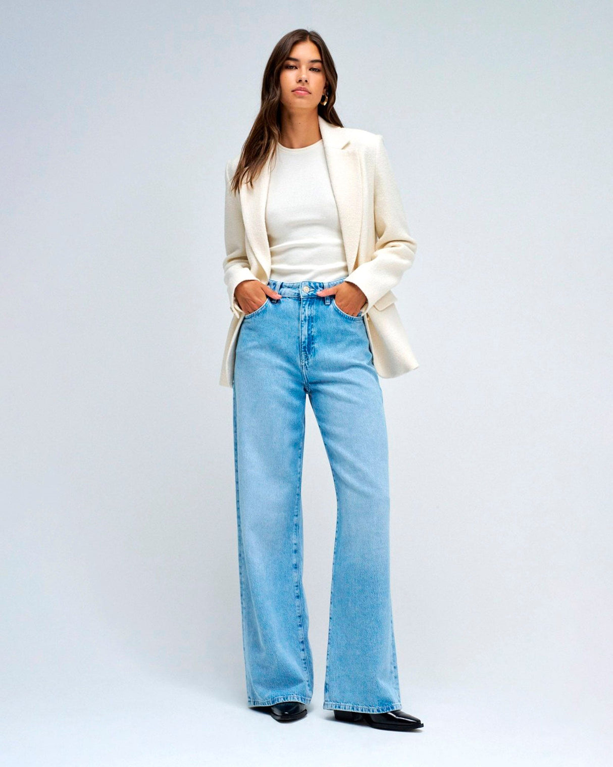 Light Wash Wide Leg Jeans