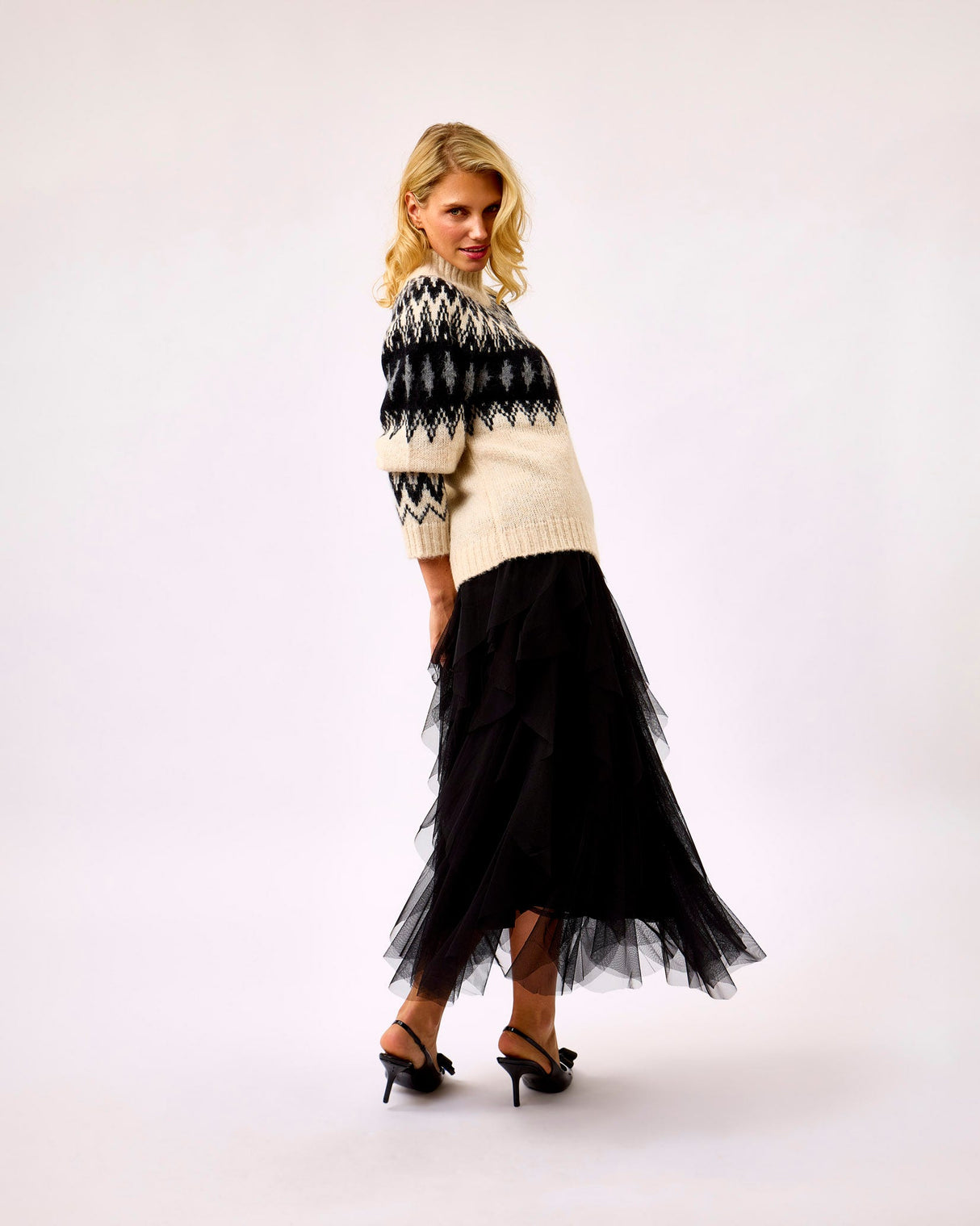 Black-Van-Hild-Tiered-Skirt