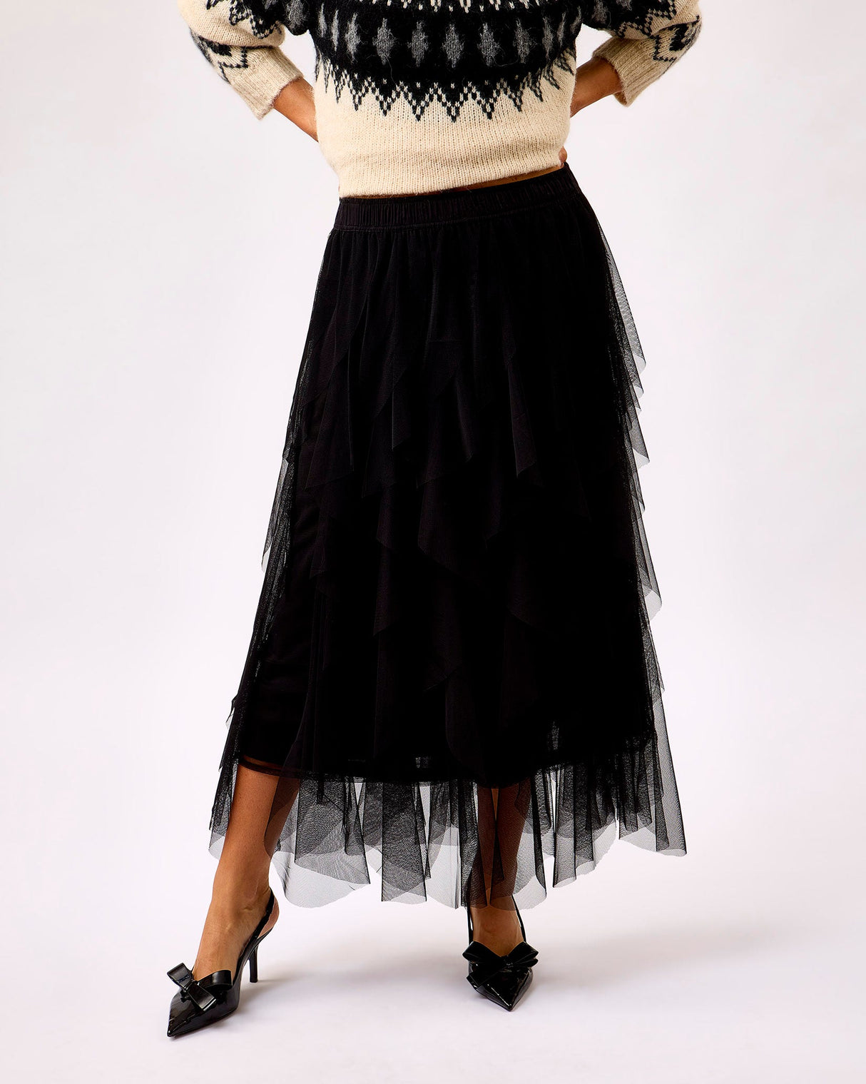 Black-Van-Hild-Tiered-Skirt