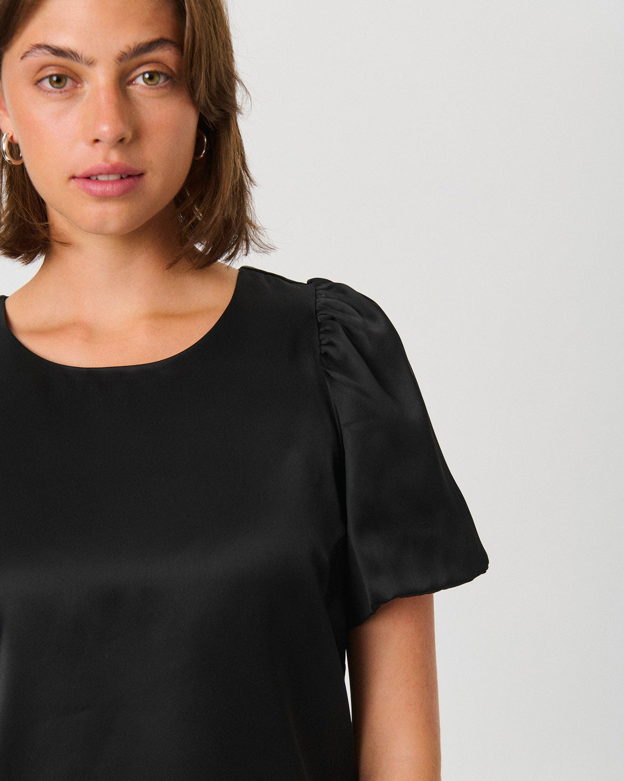 Black Uria Short Sleeve Blouse