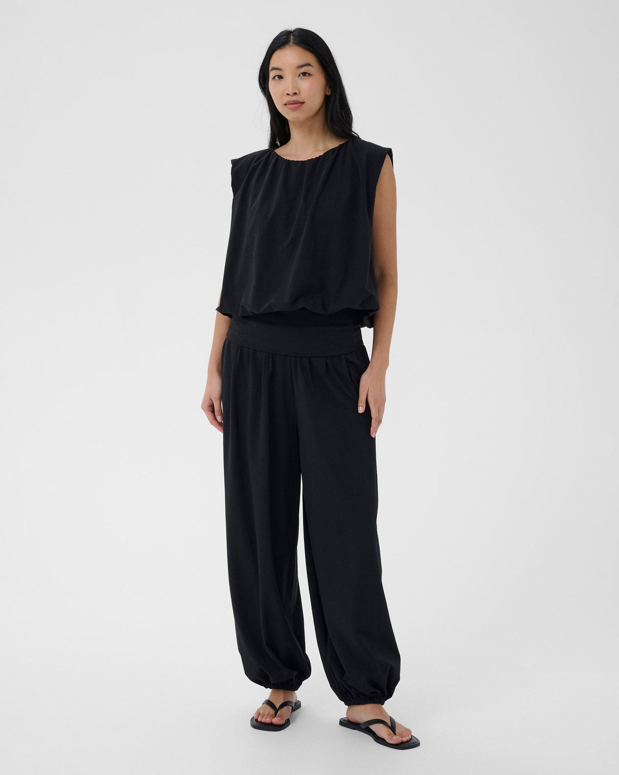 Black Berthine Cotton Balloon Sleeveless Top