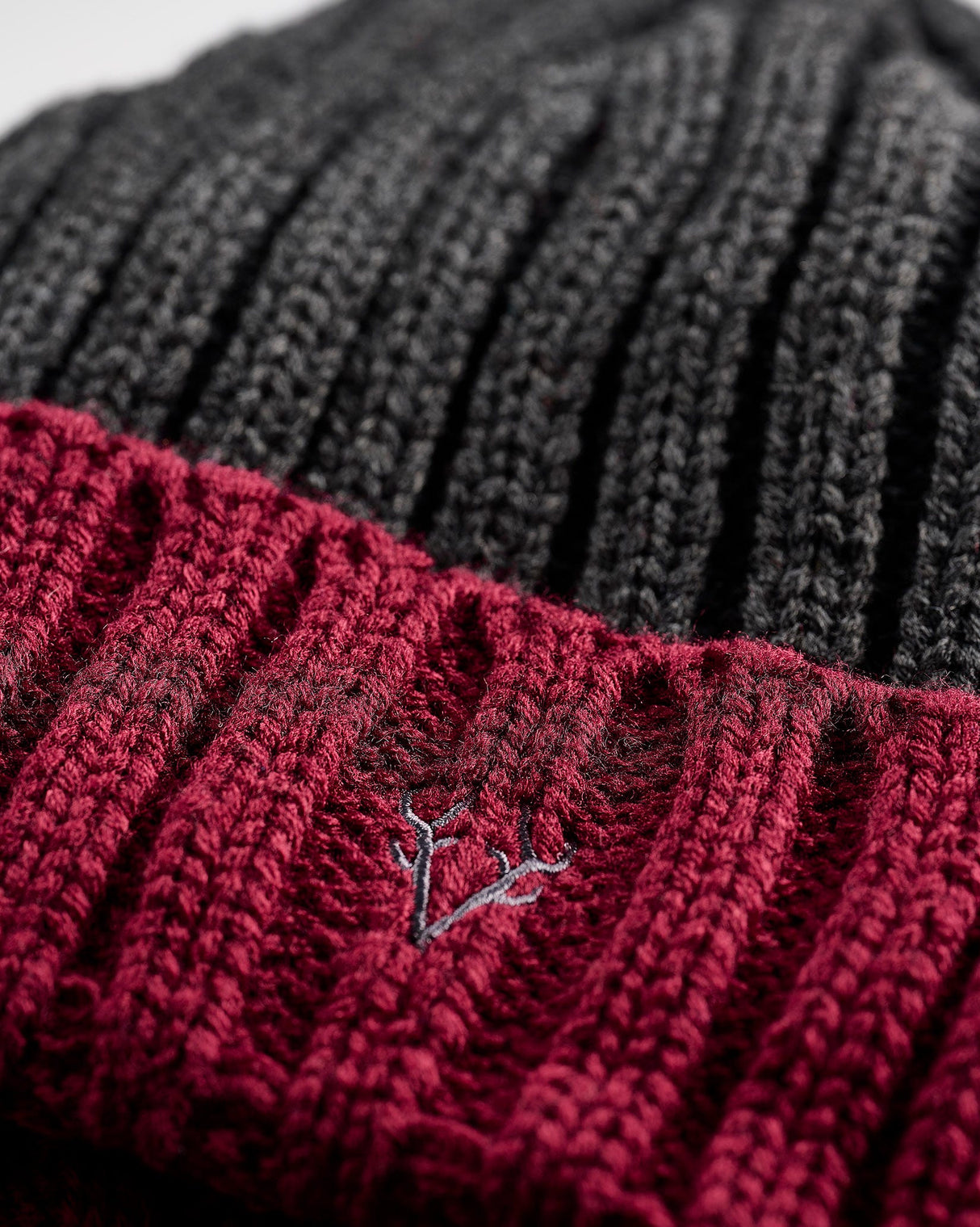 Grey-Maroon-Colour-Block-Thinsulate-Hat