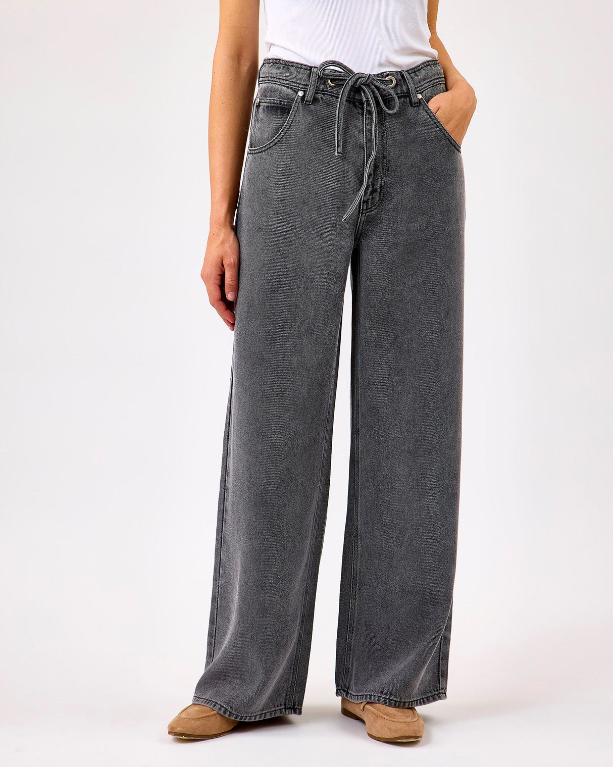 Grey-Irvin-Wide-Leg-Denim-Jeans