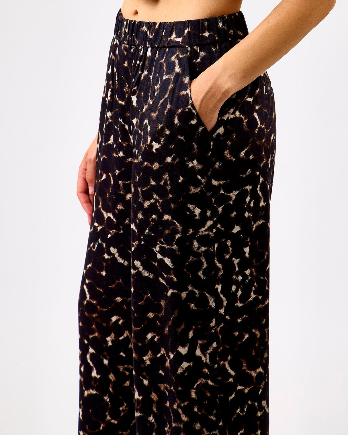 Delicioso Savani Trousers
