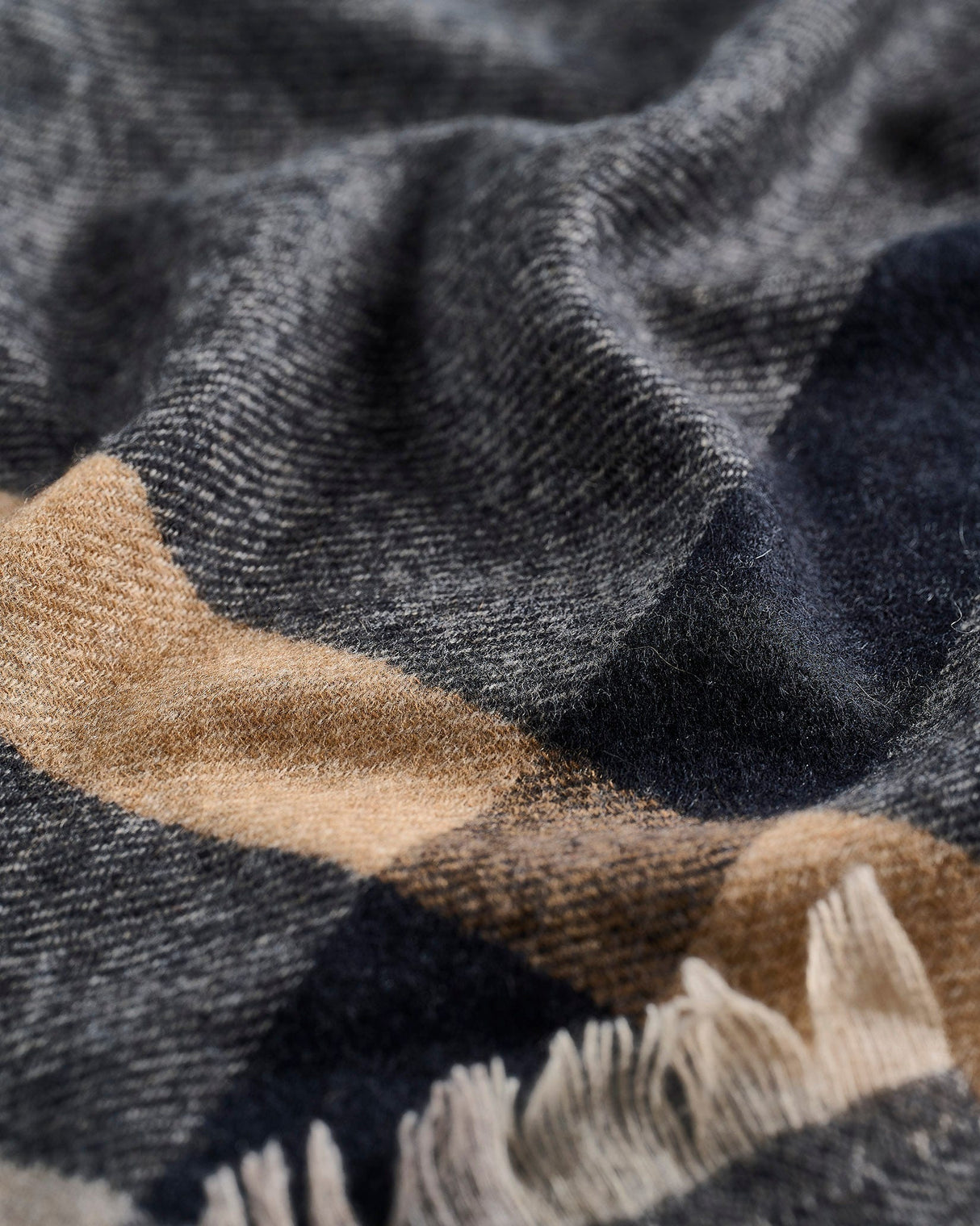 Black-100%-Cashmere-Shawl