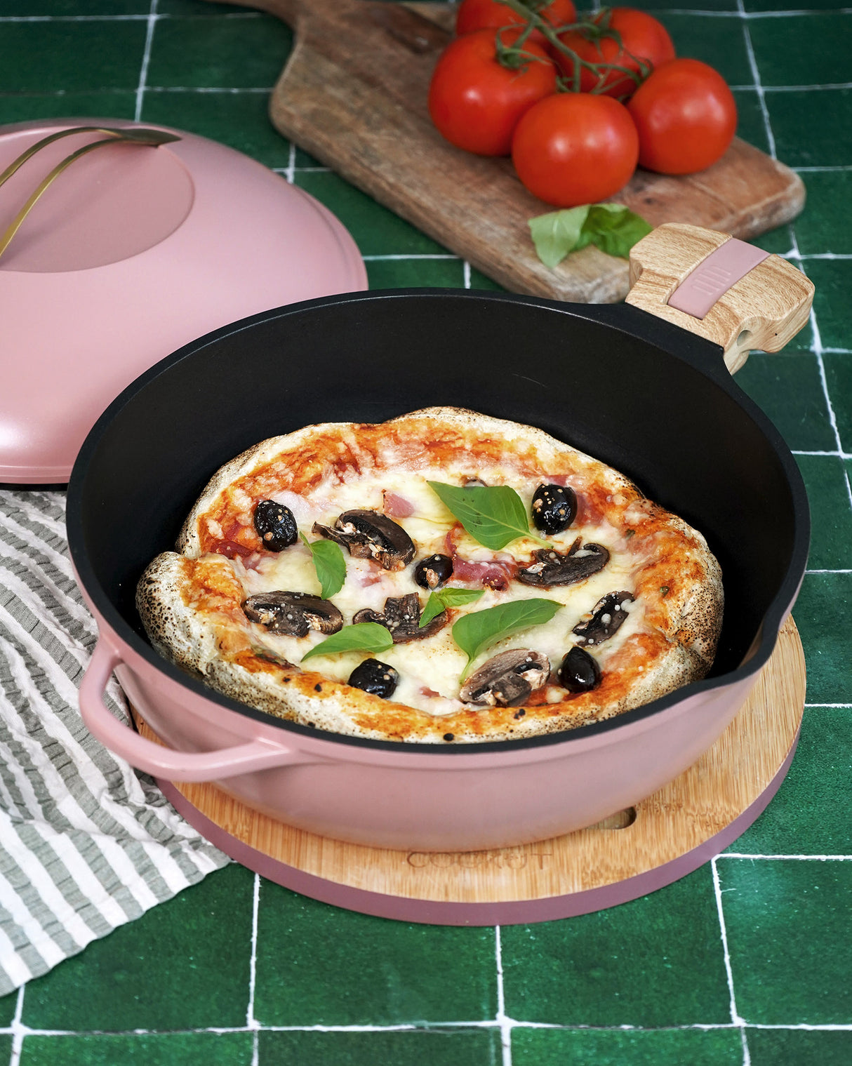 Peony 28cm Lidded Non-Stick 8-in-1 Pan with Accessories