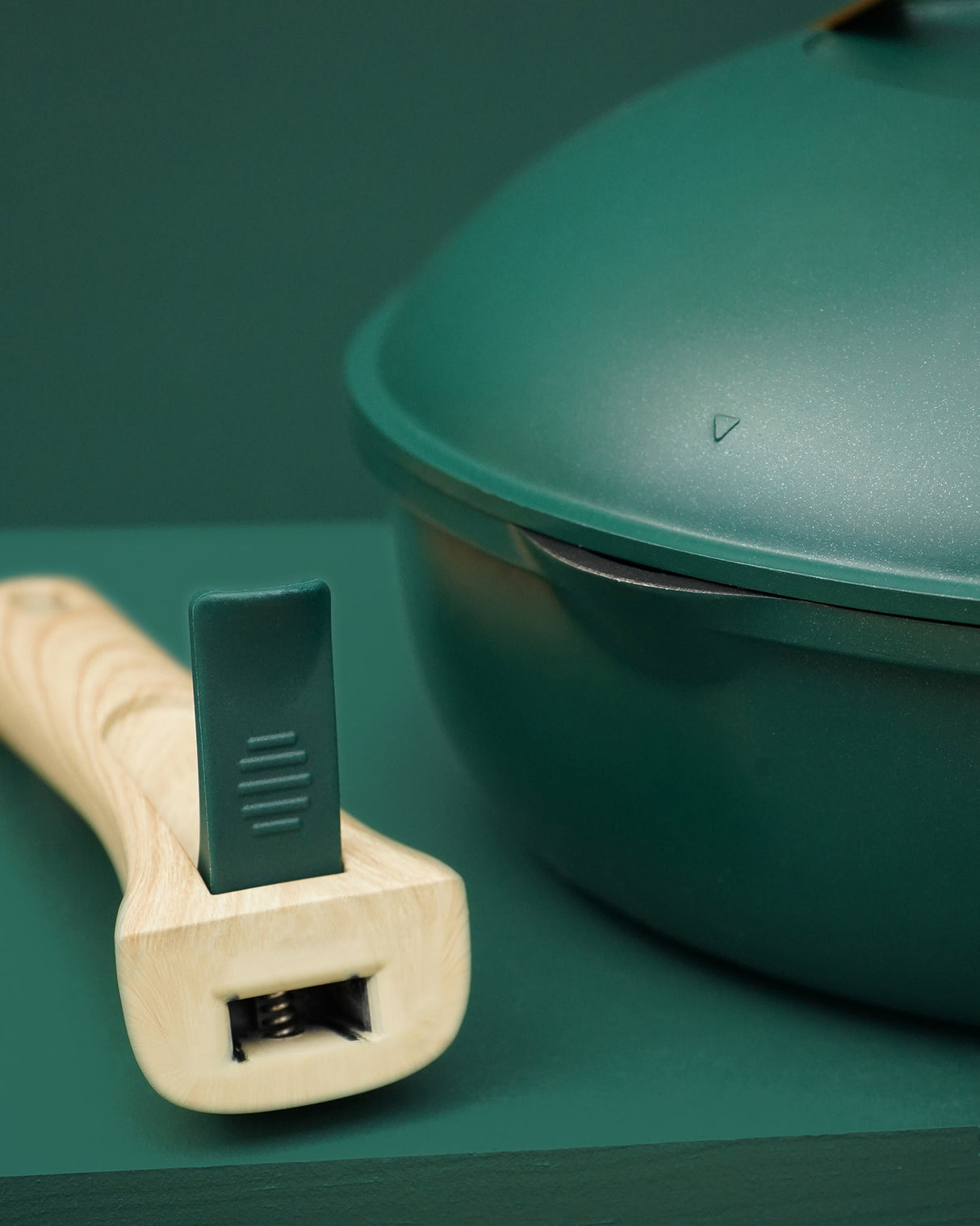 Canopy 28cm Lidded Non-Stick 8-in-1 Pan with Accessories