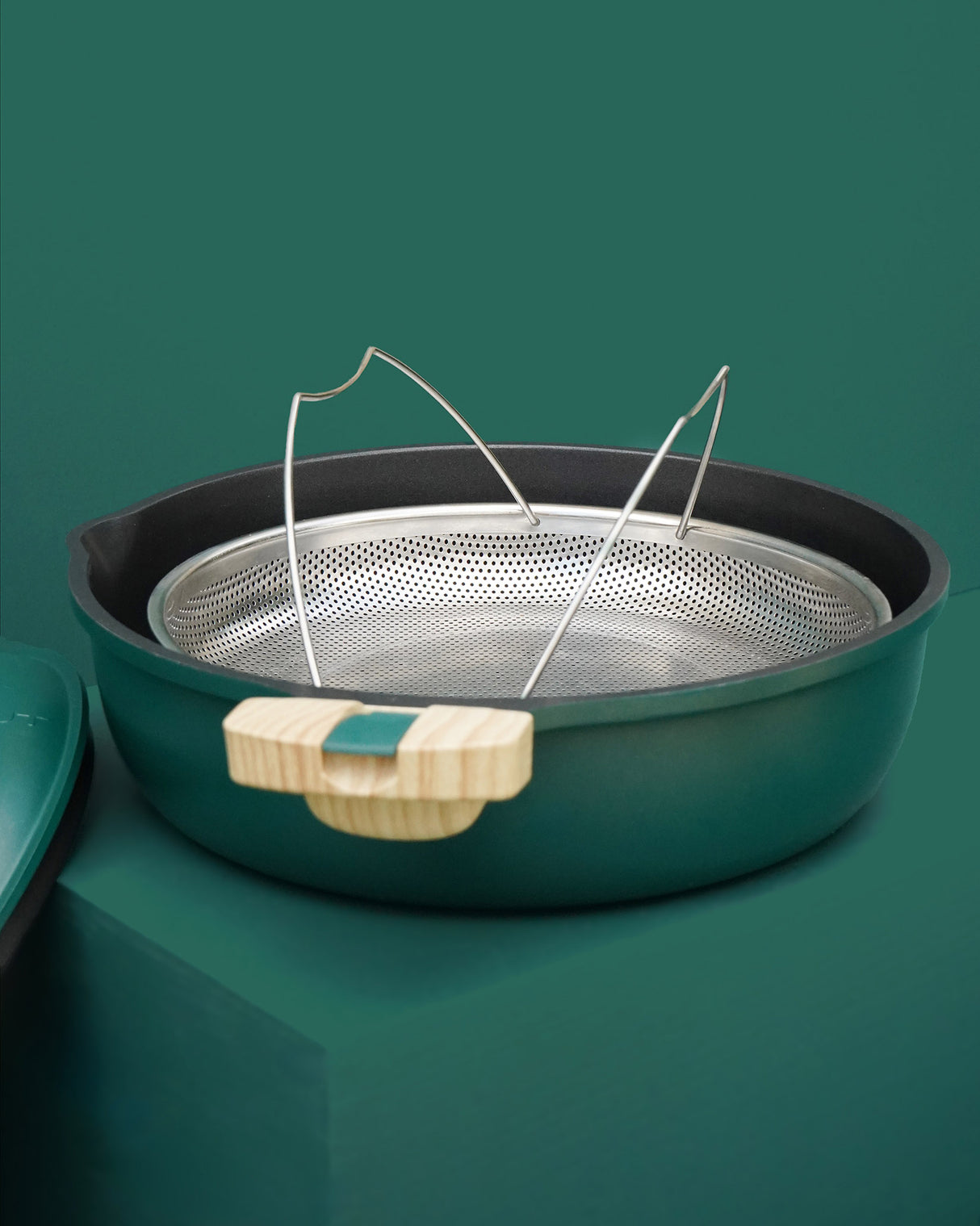 Canopy 28cm Lidded Non-Stick 8-in-1 Pan with Accessories