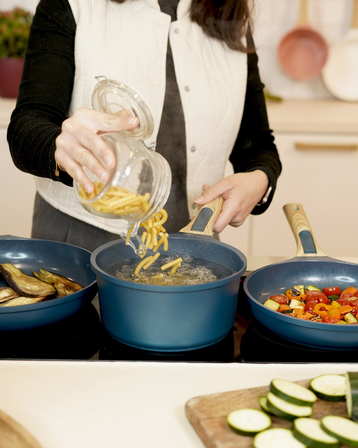 Blueberry 7-Piece Non-Stick Detachable Pans & Handles Set