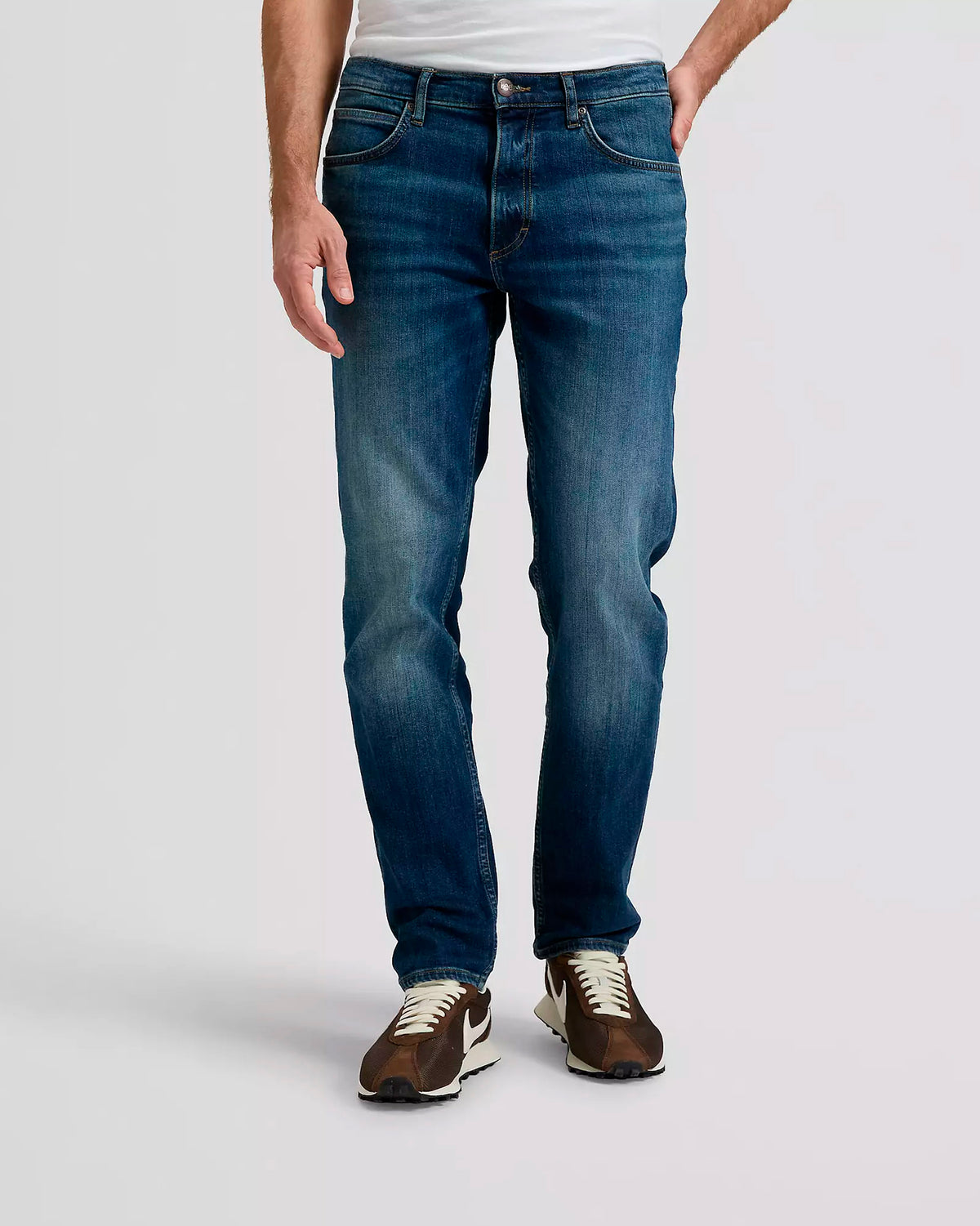 Dusty River Wash David Regular Tapered Jeans