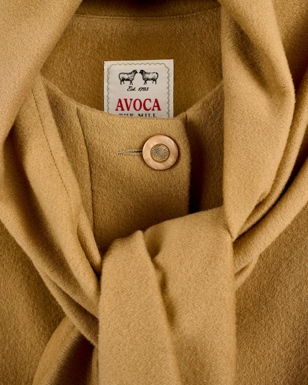 Camel Cashmere Blend Berry Cape