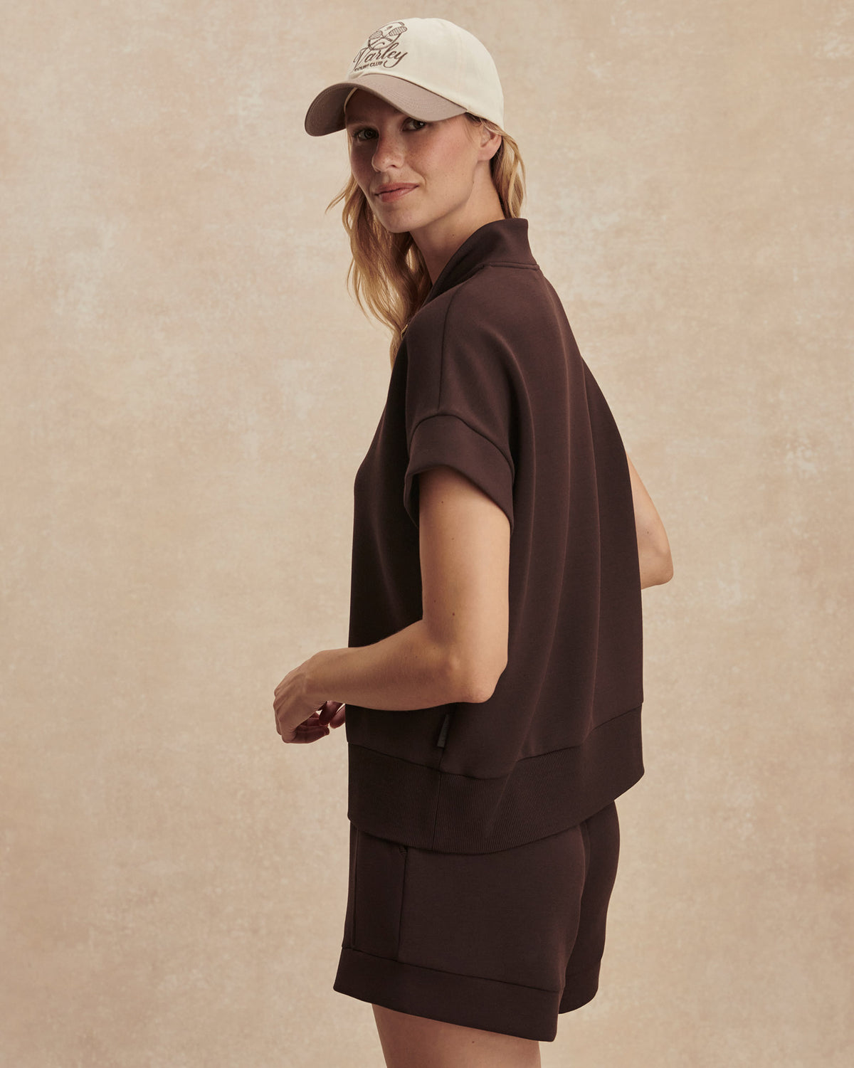 Coffee Bean Ritchie Short Sleeve Sweatshirt
