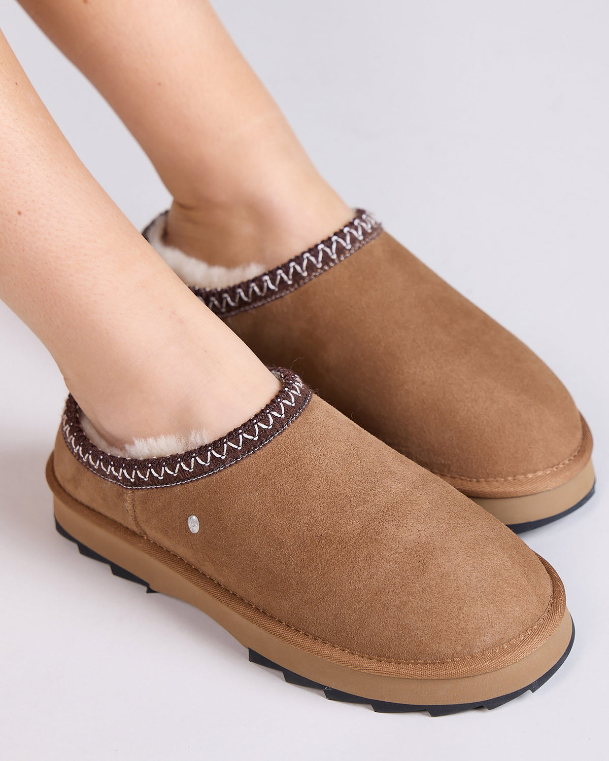 Chestnut Sharky Scuff Sheepskin Mule Slippers