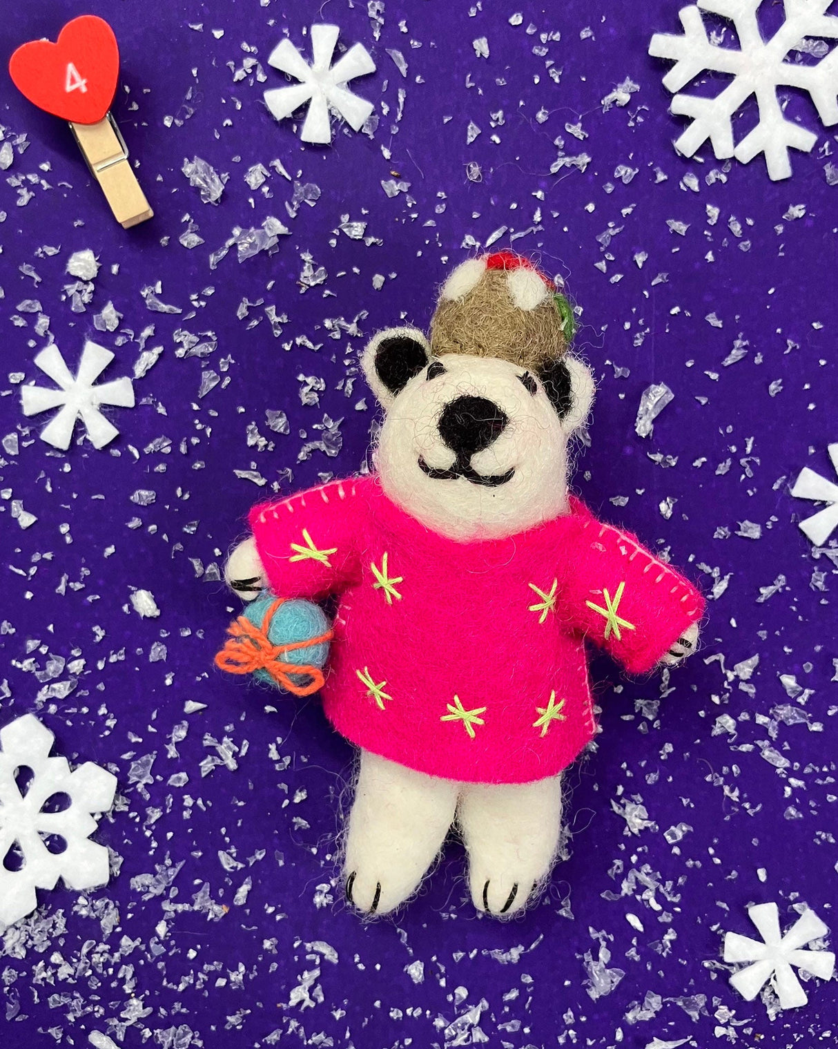 Handmade-Felt-Pudding-Polar-Bear-Tree-Decoration