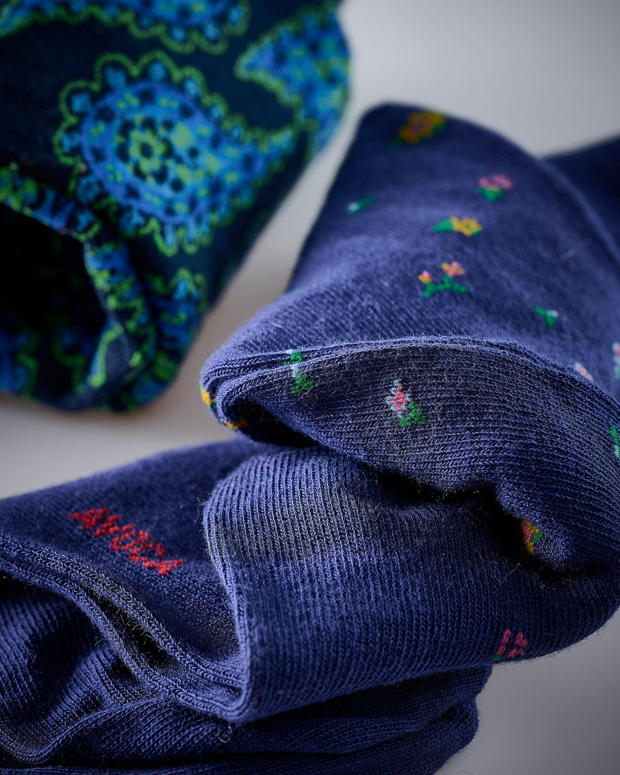 Blue-Tiny-Flower-Socks