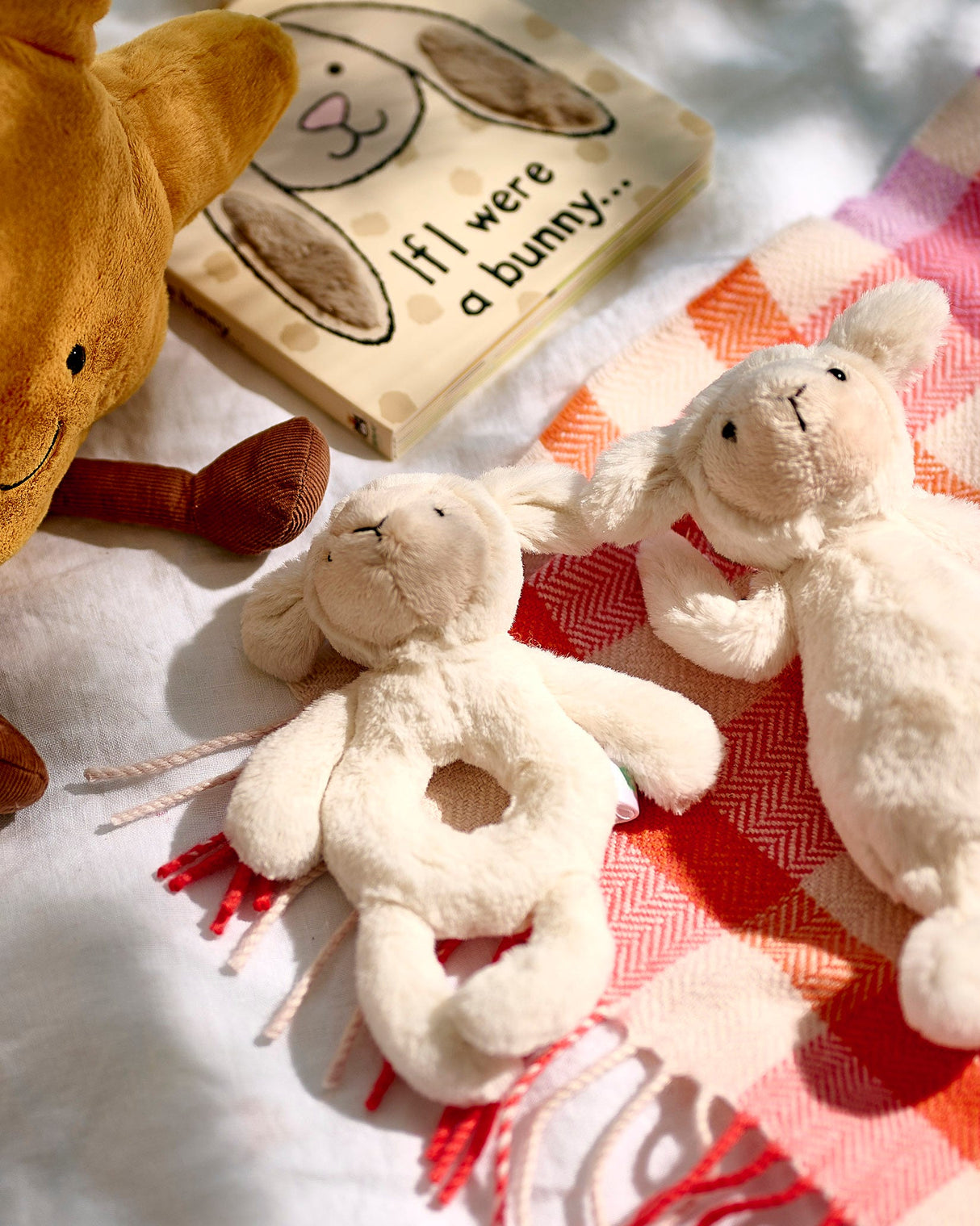 Bashful Lamb Ring Rattle