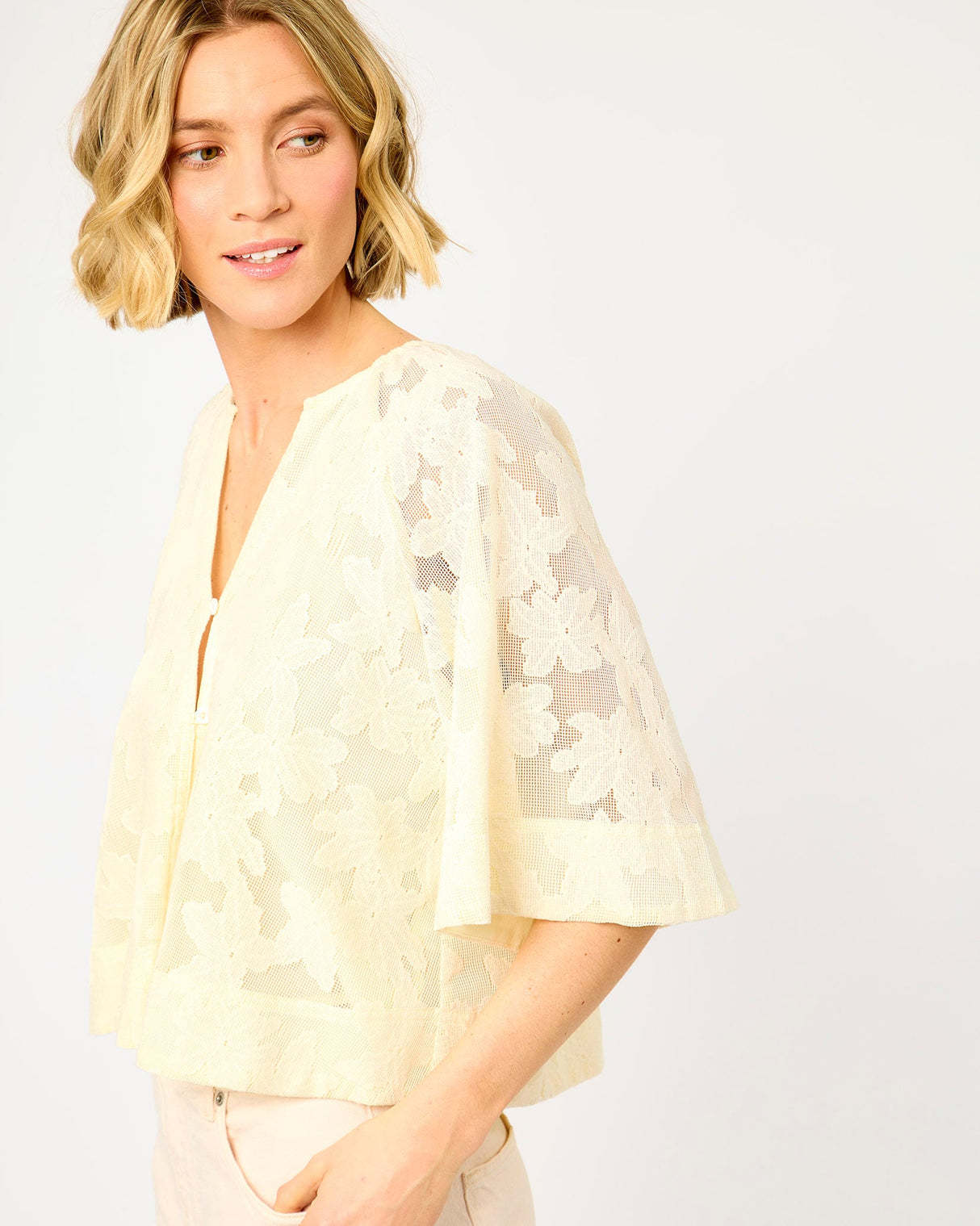 Cream-Maresias-Floral-Lace-Top