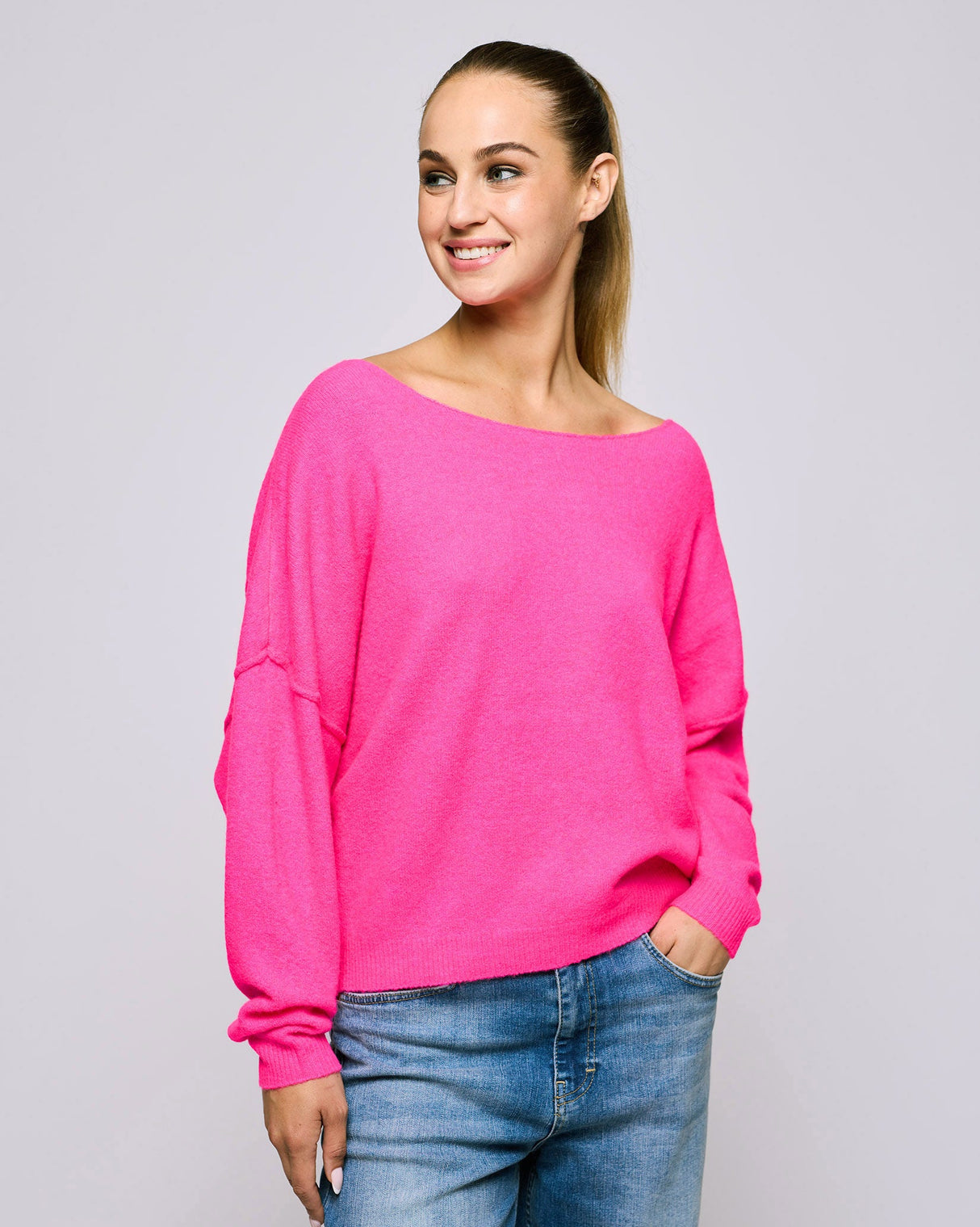 Fluorescent-Rose-Damsville-Pullover