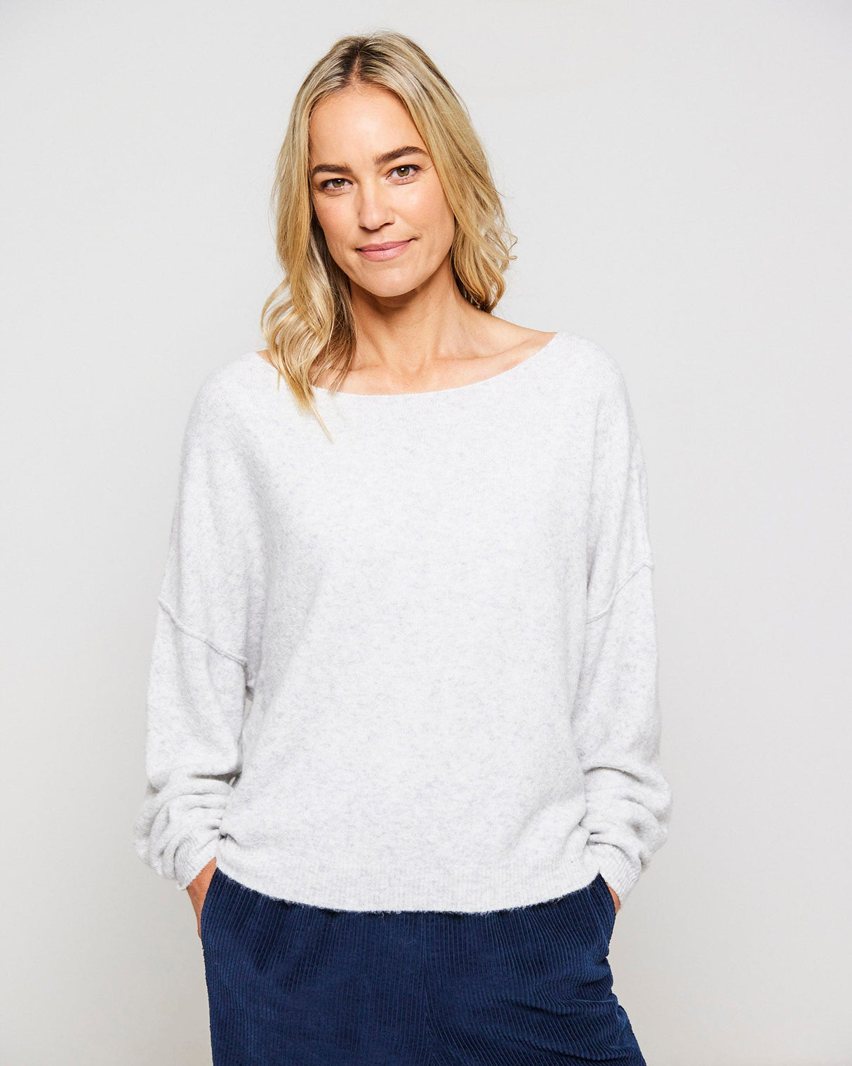 Heather-Grey-Damsville-Pullover
