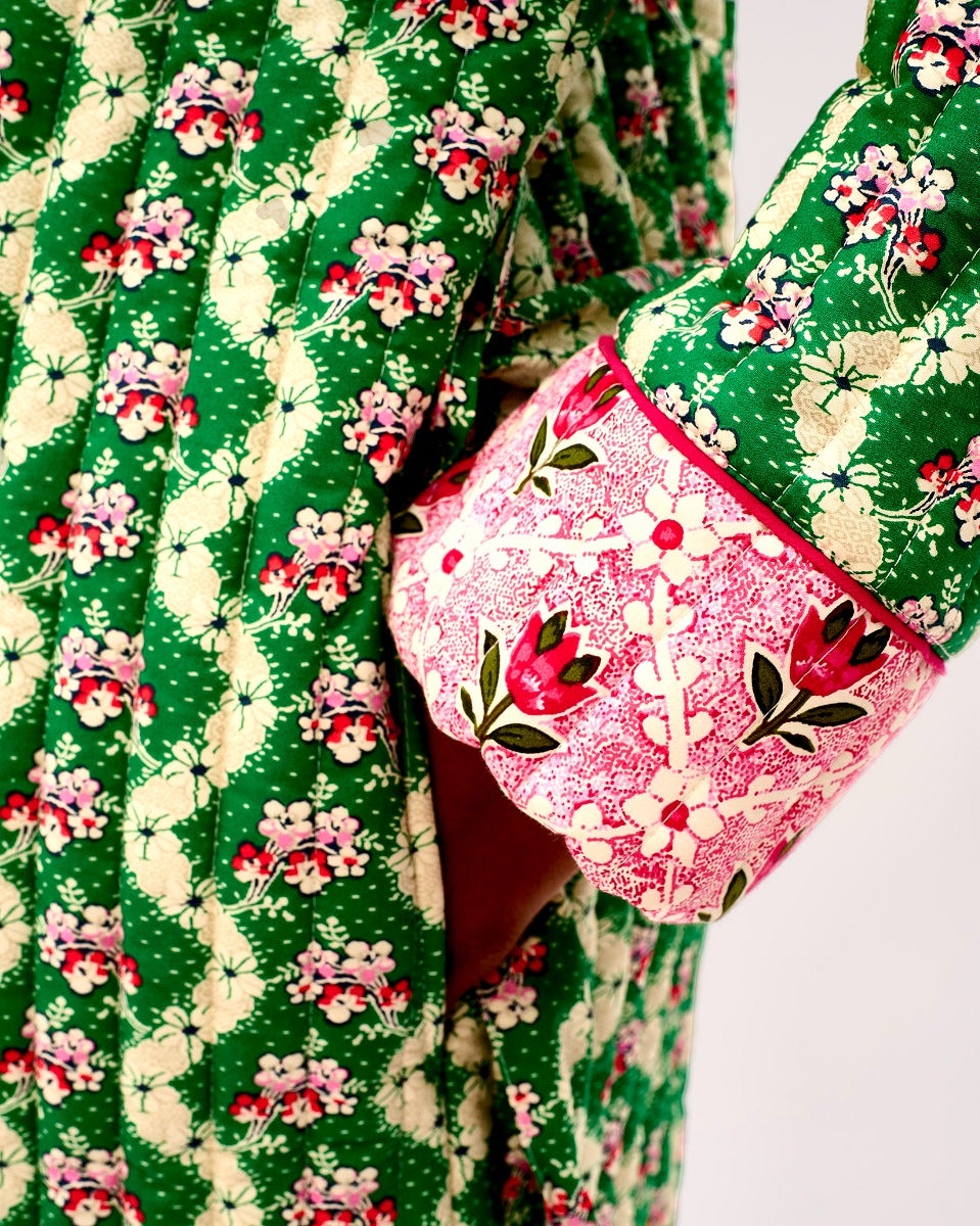 Green Wave & Pink Tulip Quilted Cotton Dressing Gown