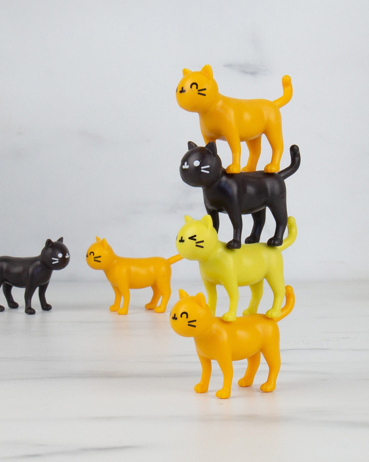 Cat-astrophe Stacking Game