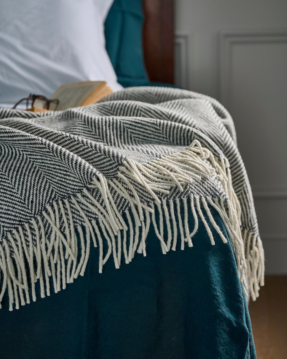 Grey Herringbone Heavy Donegal Throw