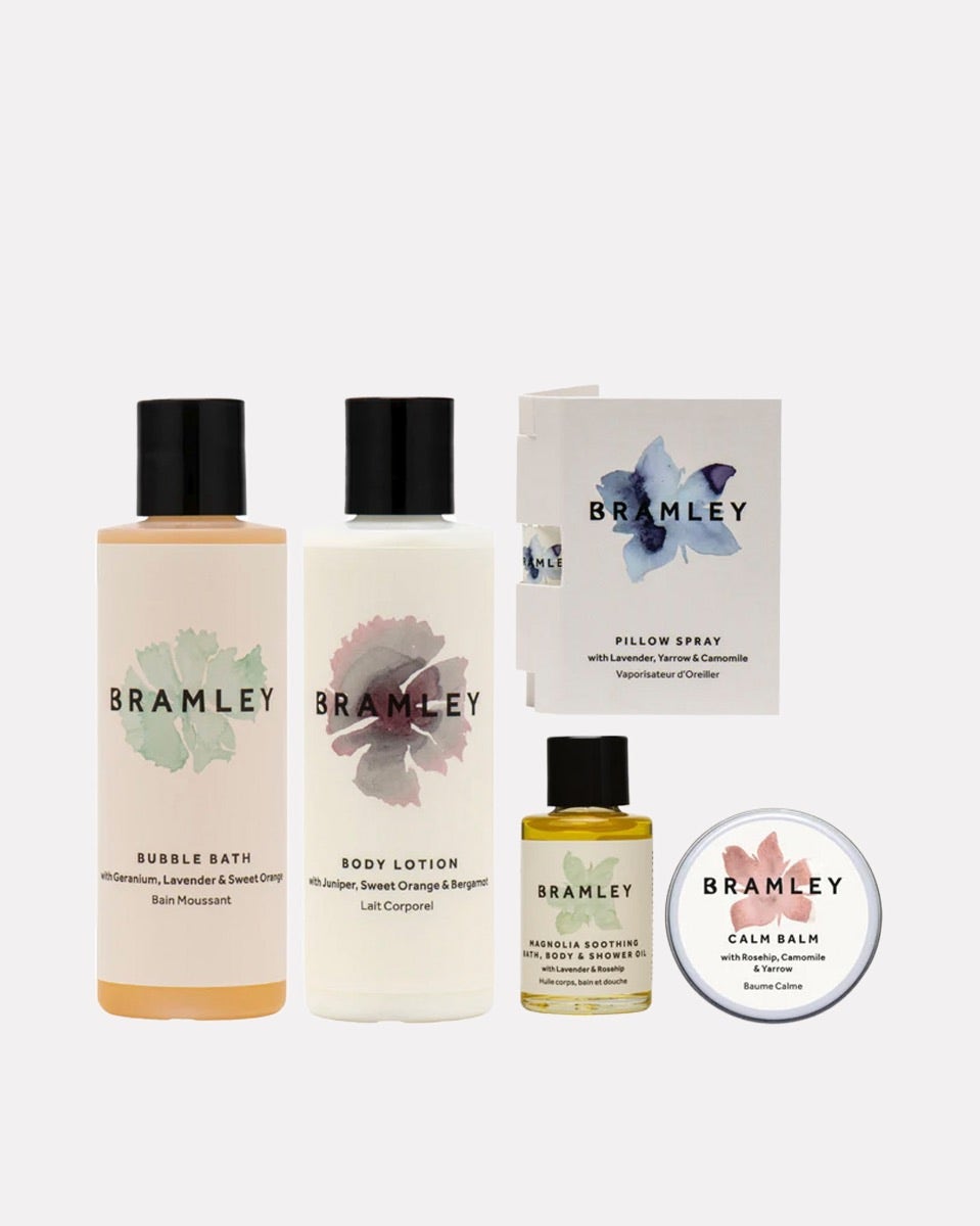 Bramley Pamper Kit & Wash Bag