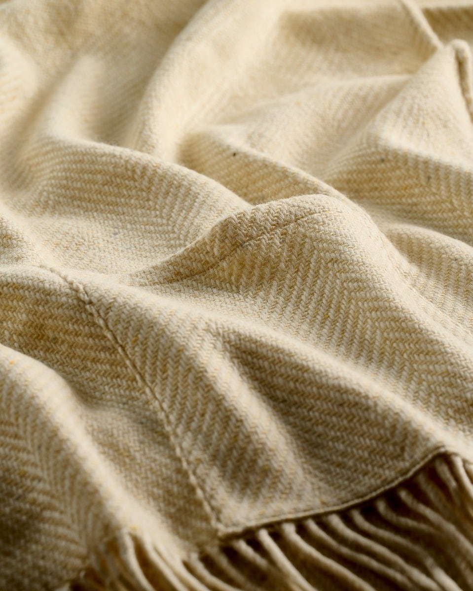 Cream Heavy Donegal Wool Pocket Wrap