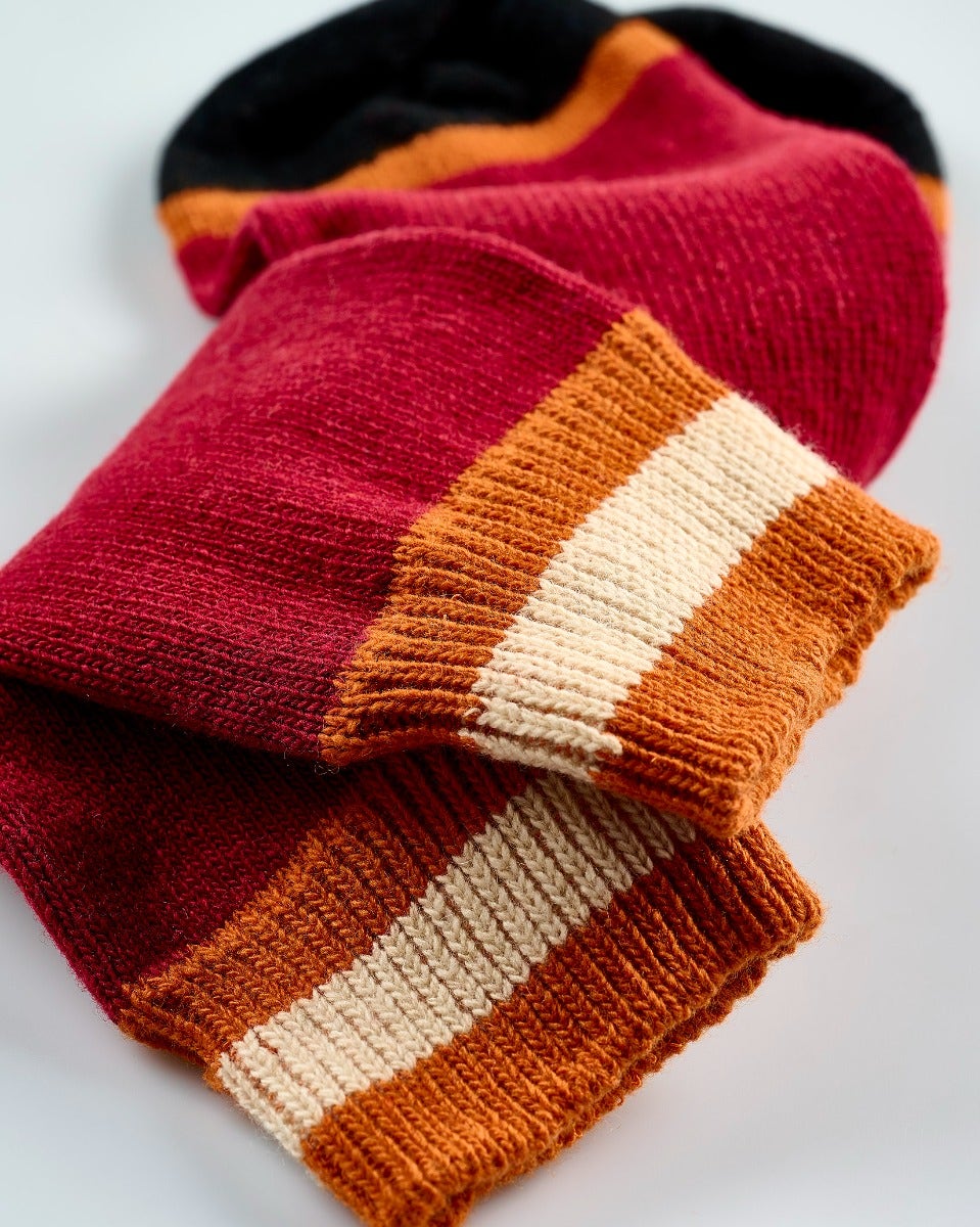 Red Cashmere Blend Men's Socks