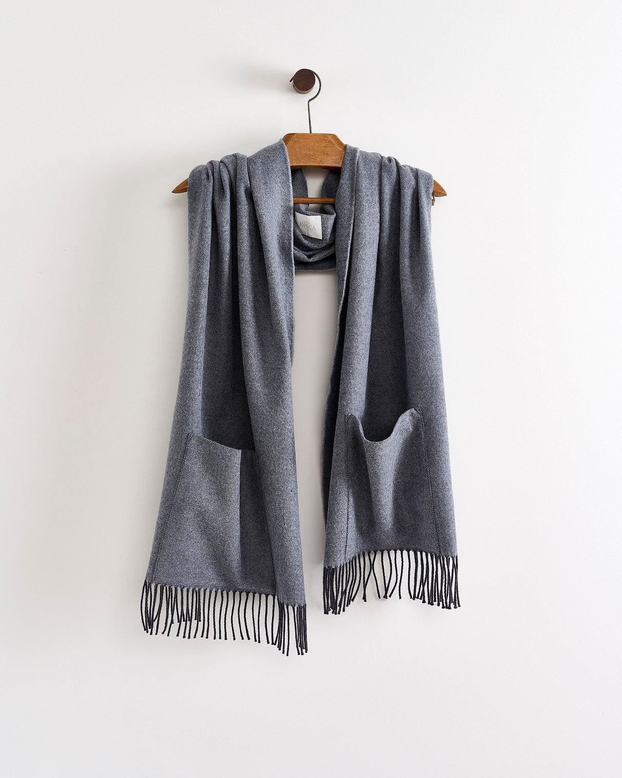 Lead-Merino-Wool-Pocket-Wrap