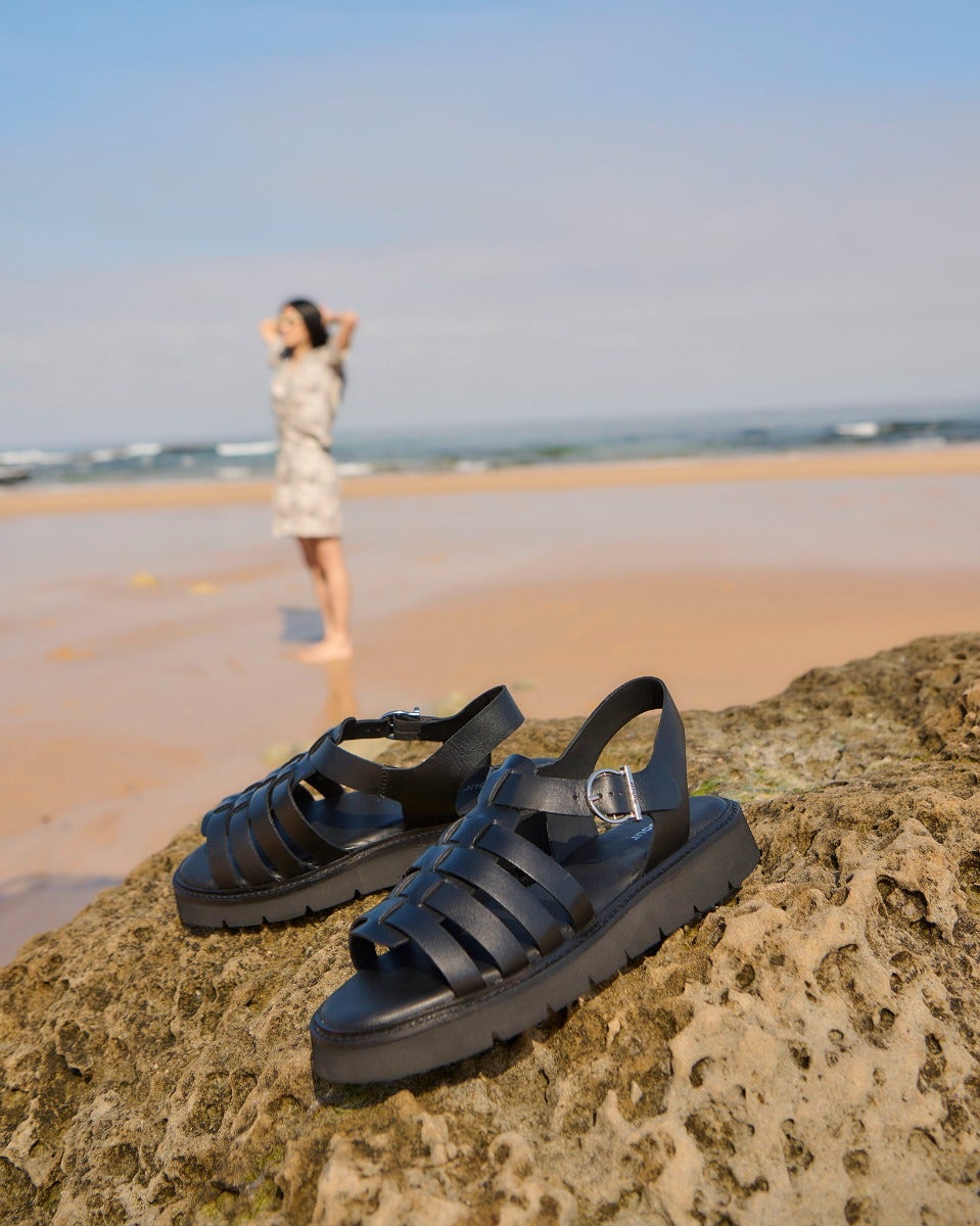 Black Otterburn Fisherman Sandal