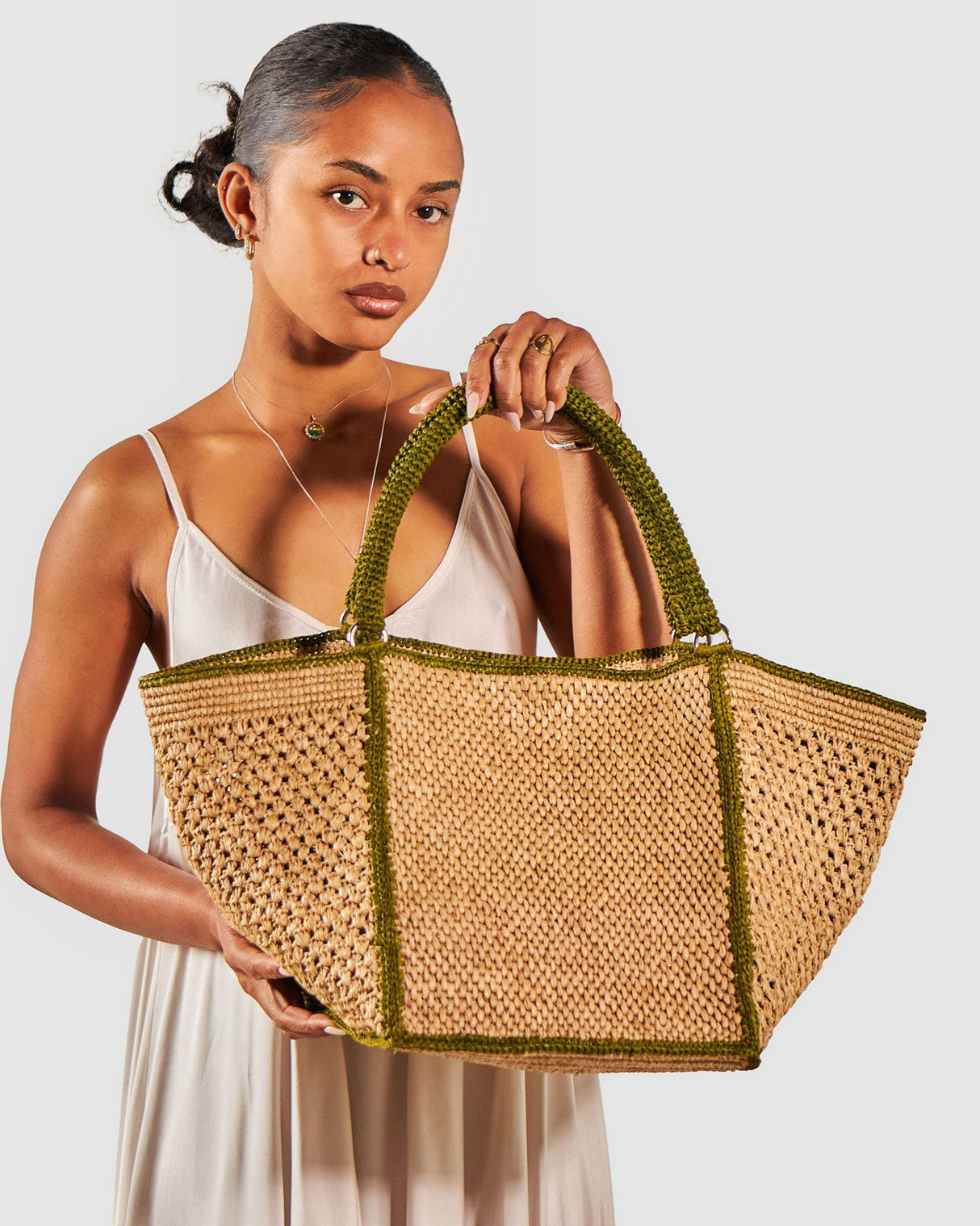 Natural-Khaki-Nivo-Raffia-Bag