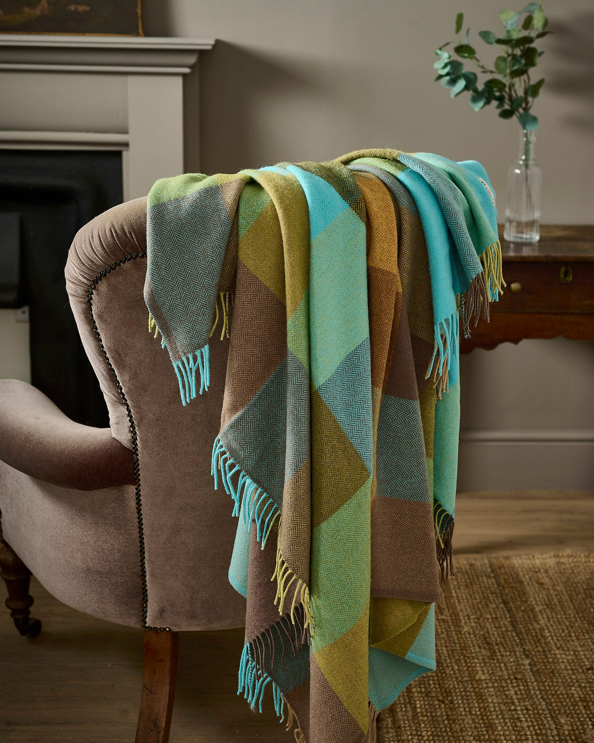 Mahon Lambswool Throw