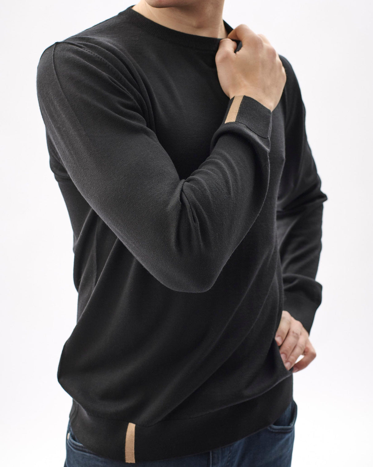 Black-100%-Merino-Knit-Crew-Neck-Jumper