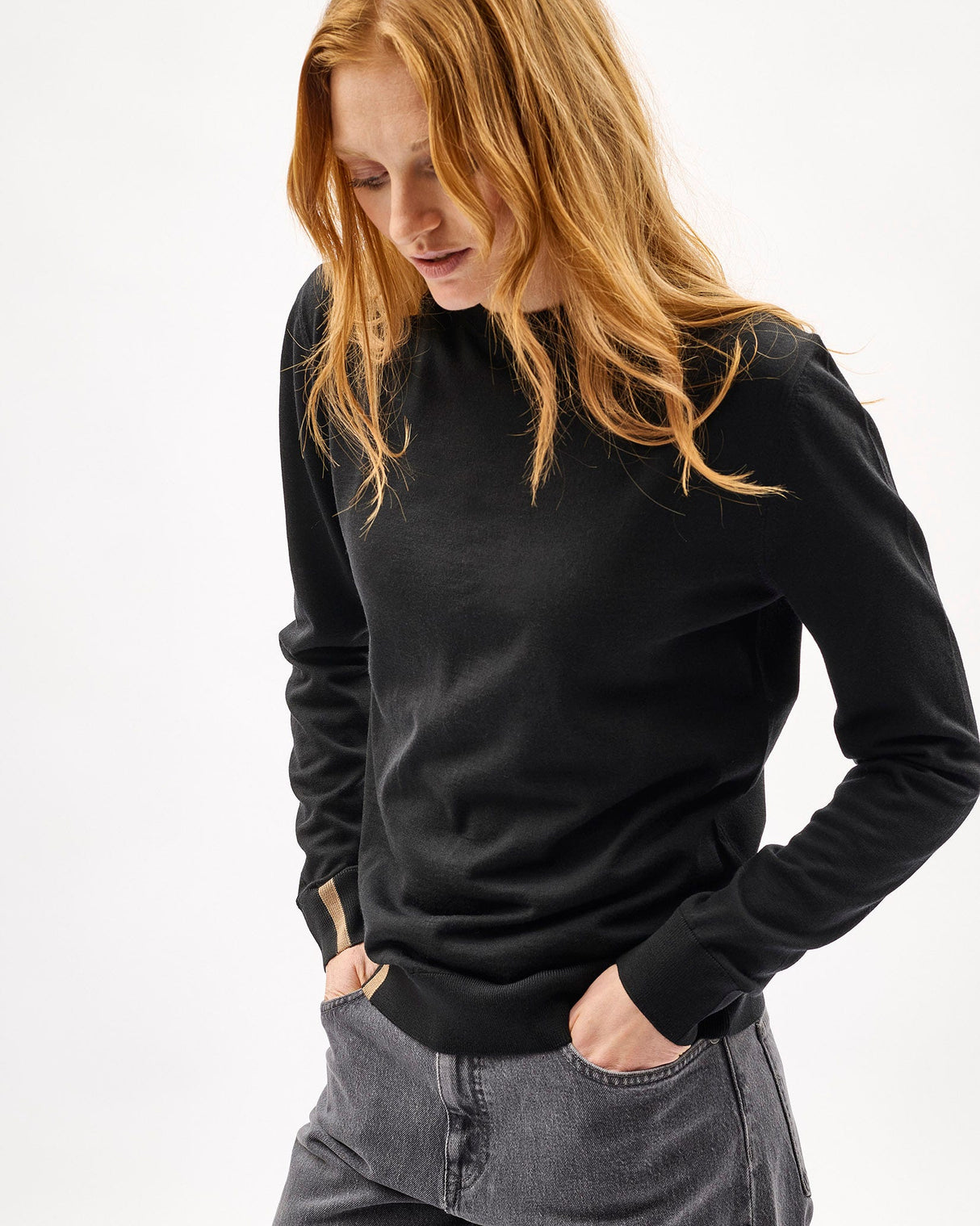 Unisex Black 100% Merino Knit Crew Neck Jumper