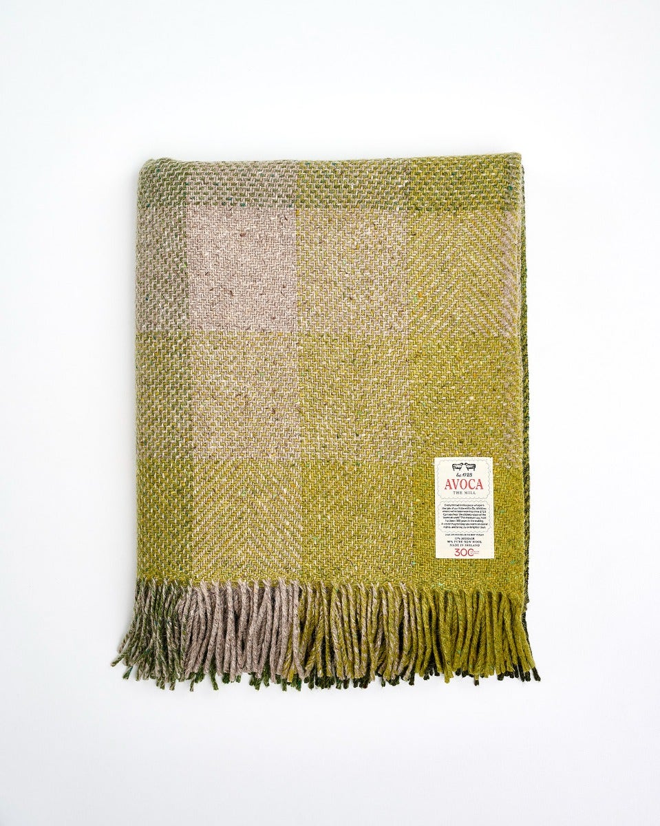 Oak Mohair Tweed Throw