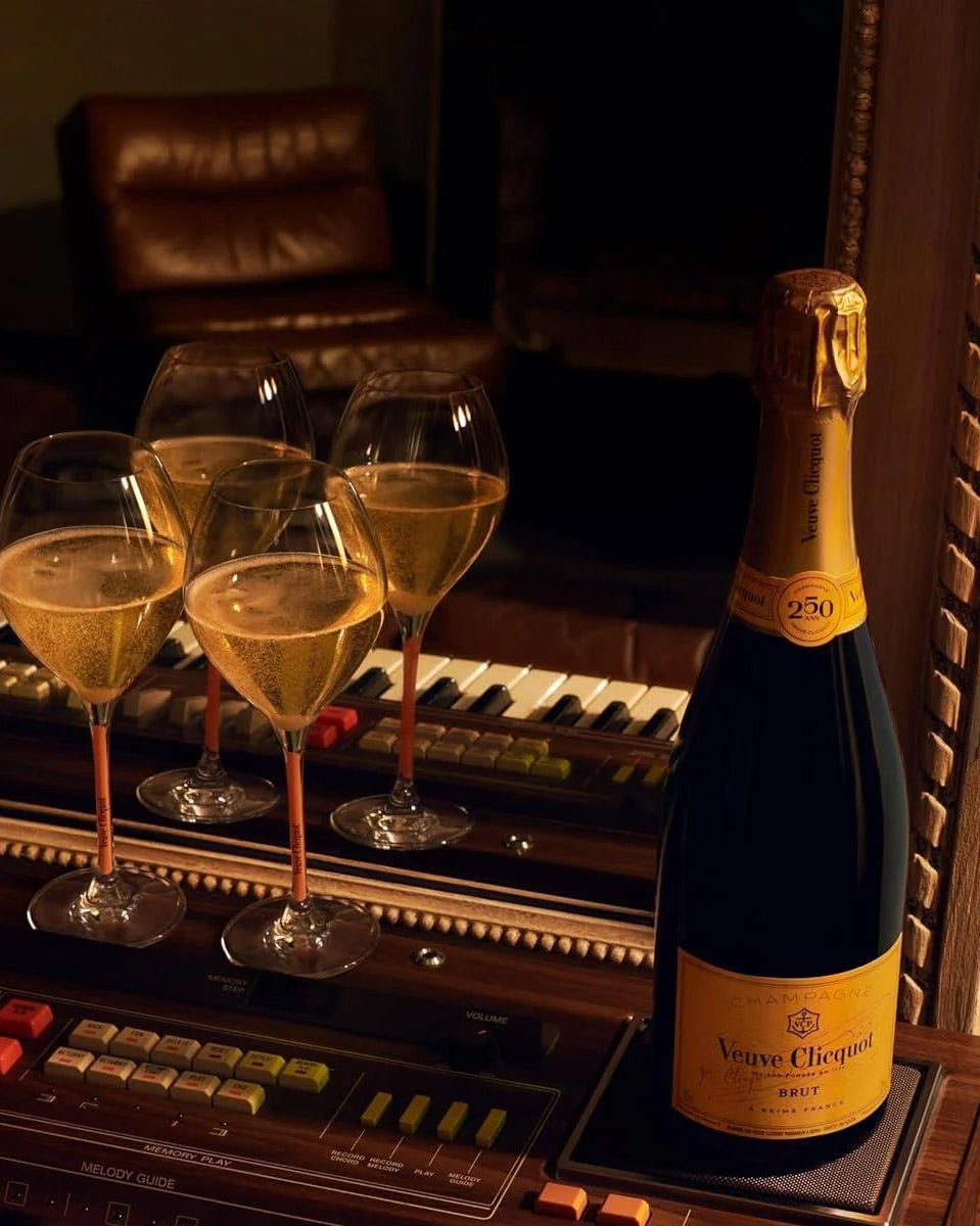 Veuve Clicquot Brut NV Champagne Ice Jacket Gift Set